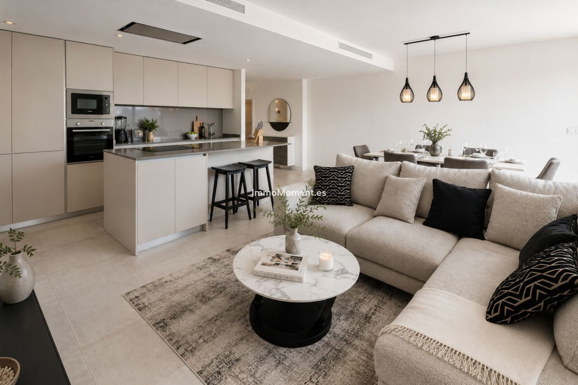 Resale - Apartment - Estepona - Selwo