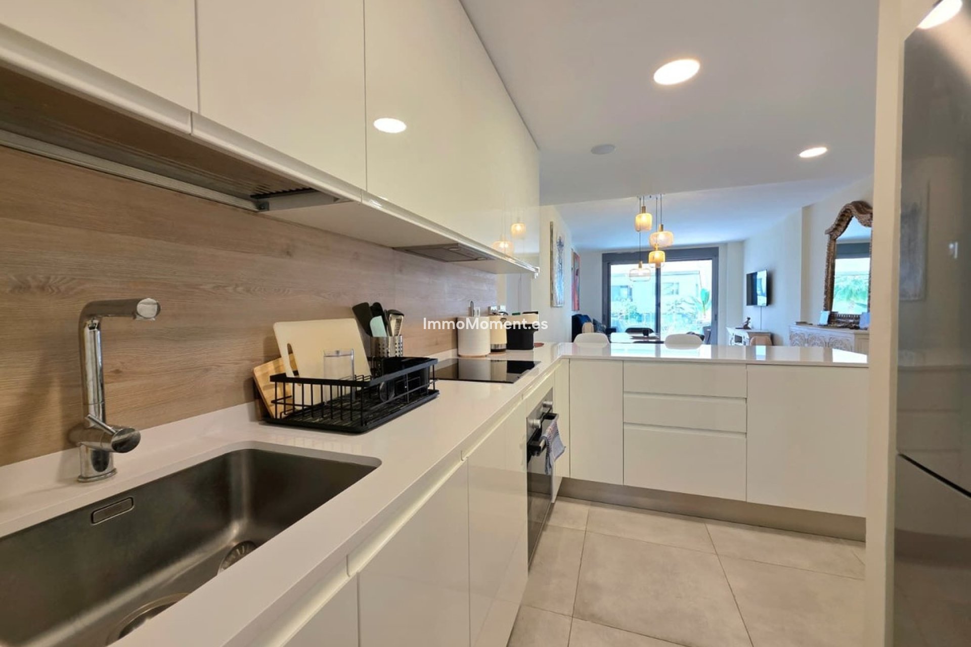 Resale - Apartment - Estepona - Selwo
