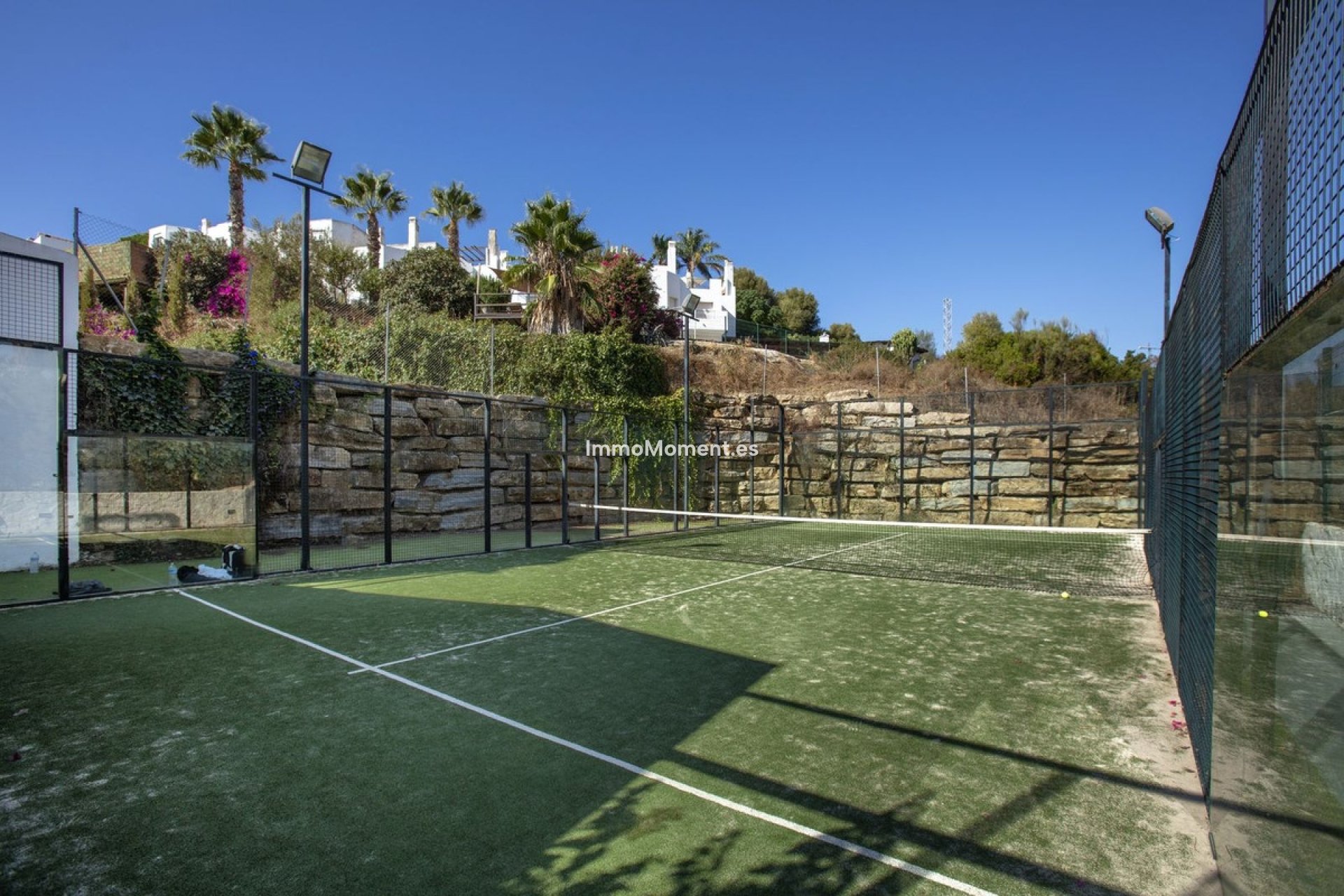 Resale - Apartment - Estepona - Selwo