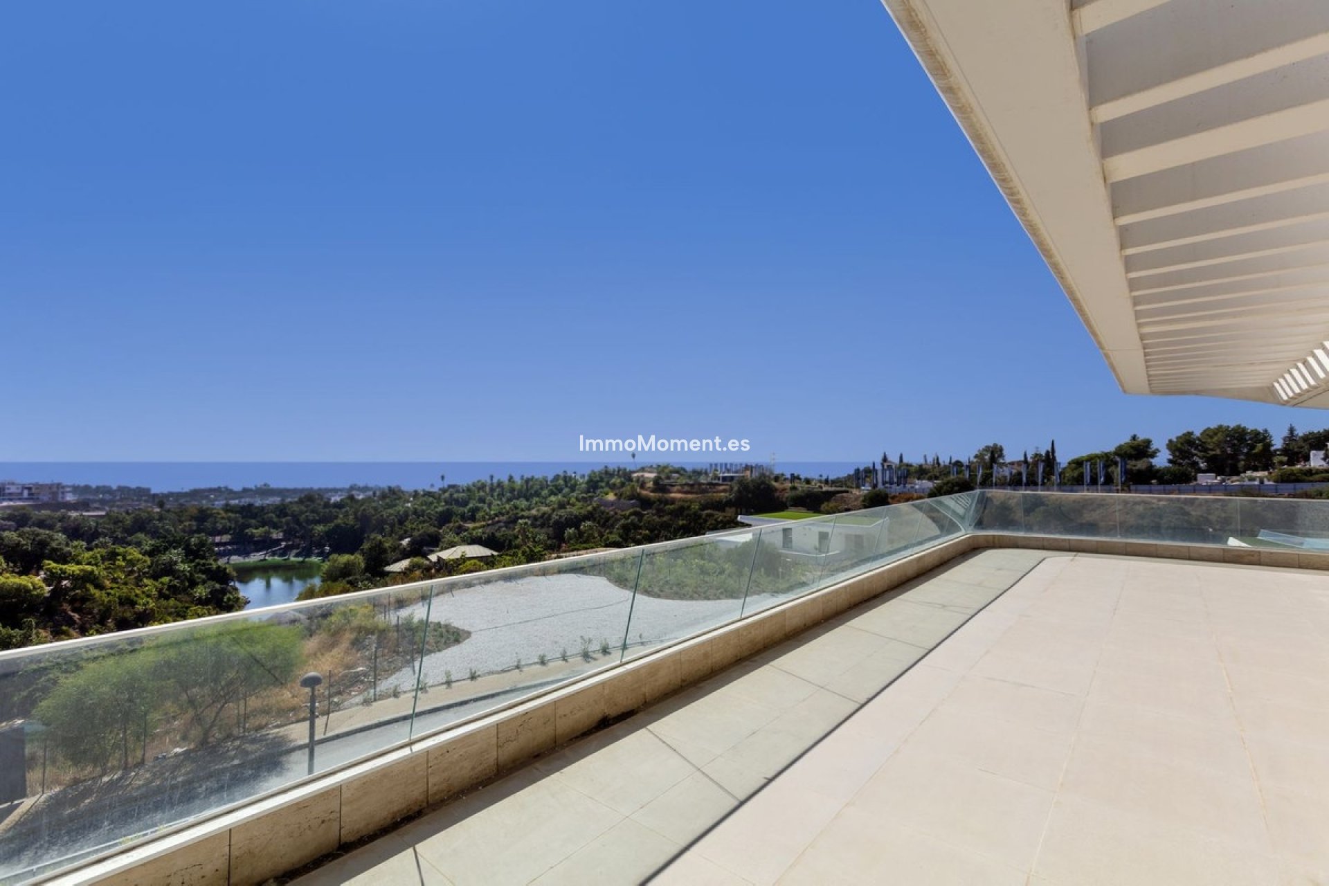 Resale - Apartment - Estepona - Selwo