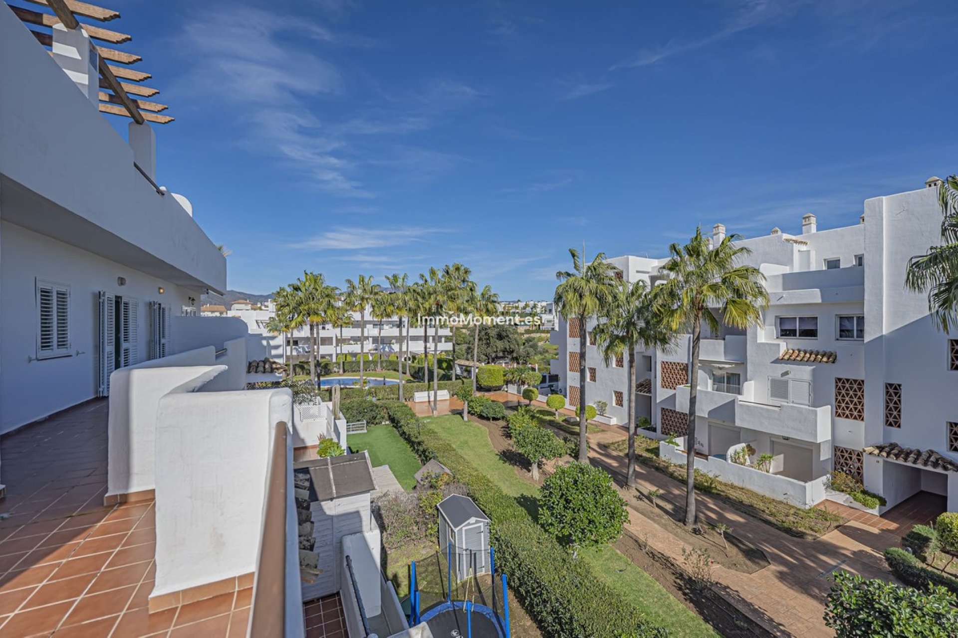Resale - Apartment - Estepona - Selwo