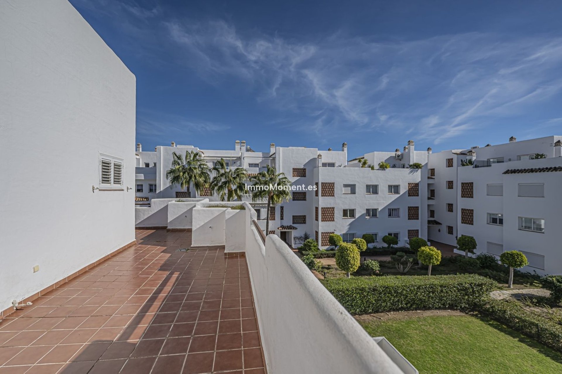 Resale - Apartment - Estepona - Selwo