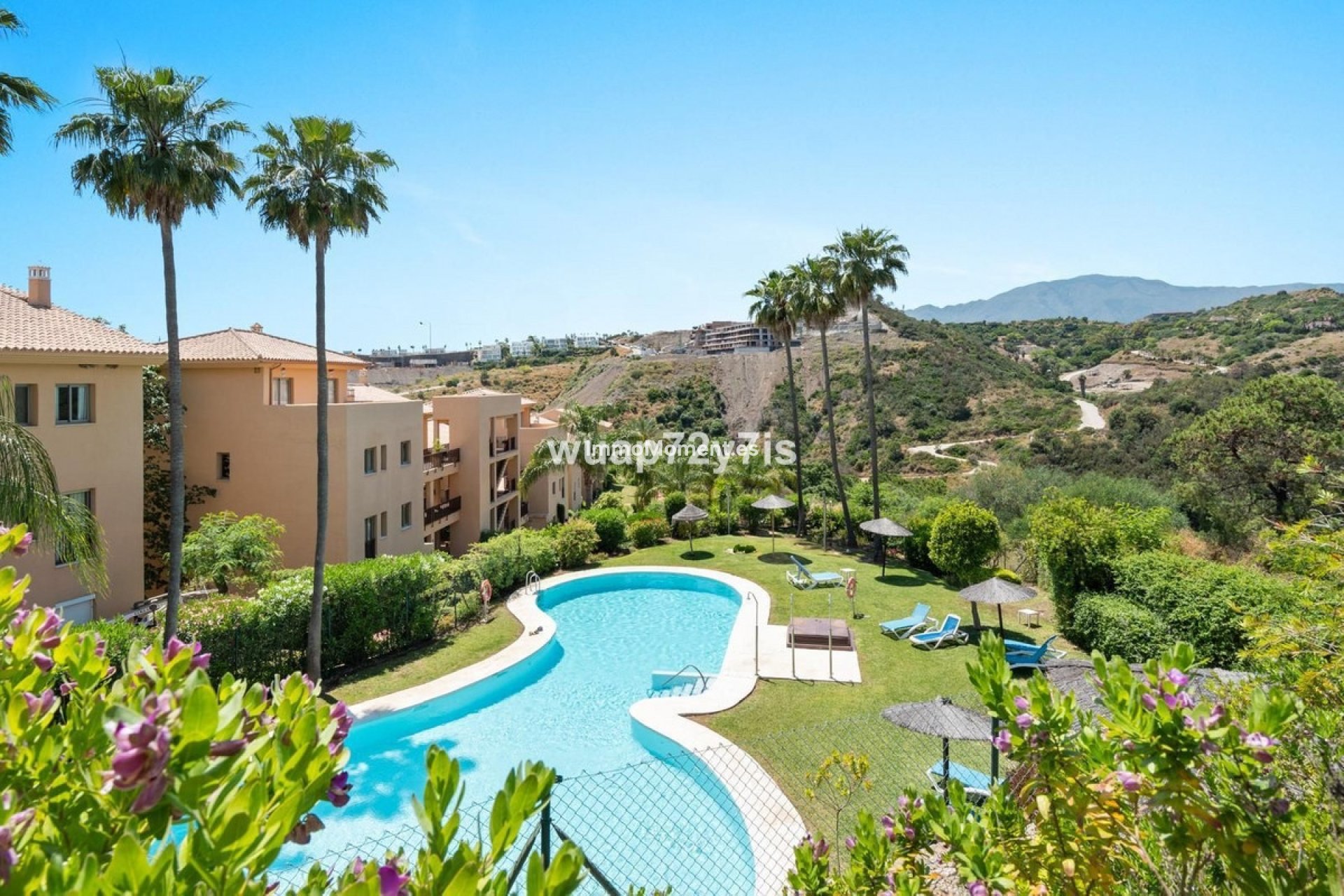 Resale - Apartment - Estepona - Selwo