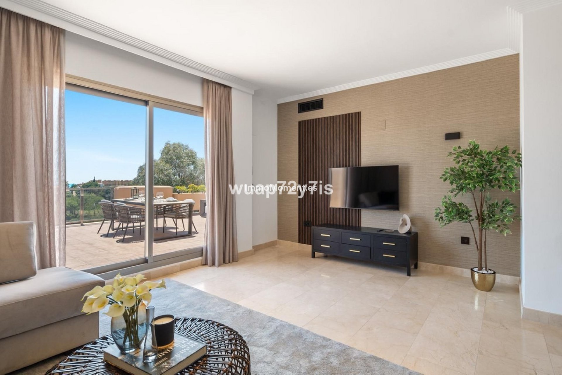 Resale - Apartment - Estepona - Selwo