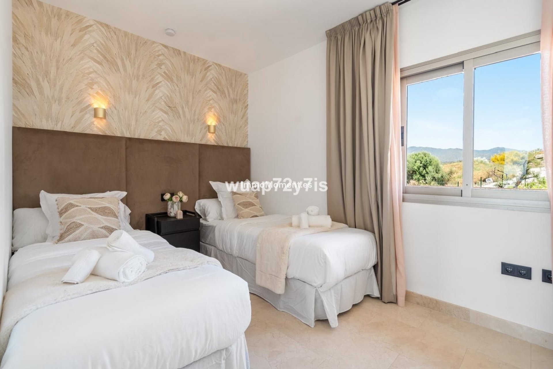 Resale - Apartment - Estepona - Selwo