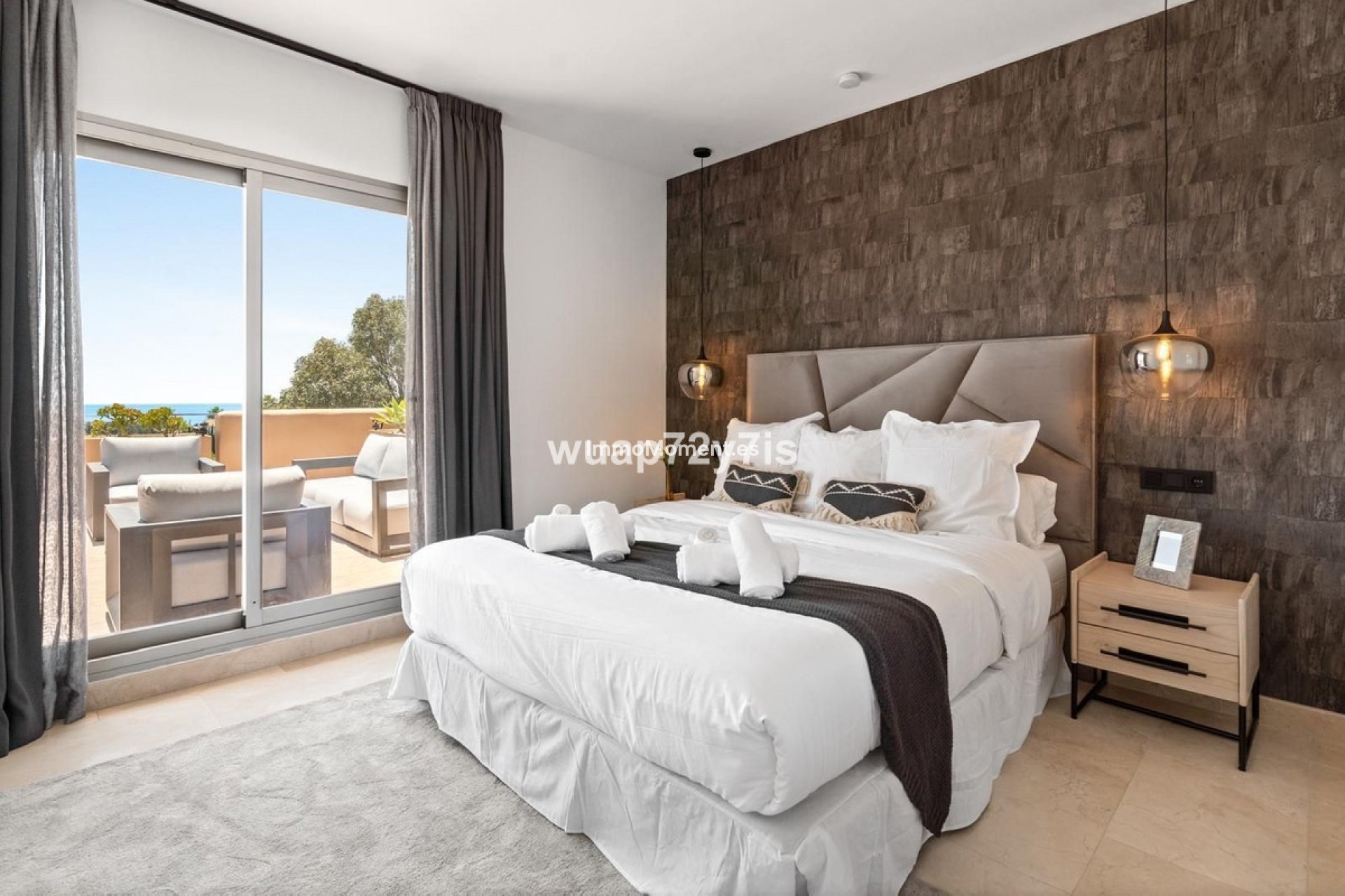 Resale - Apartment - Estepona - Selwo