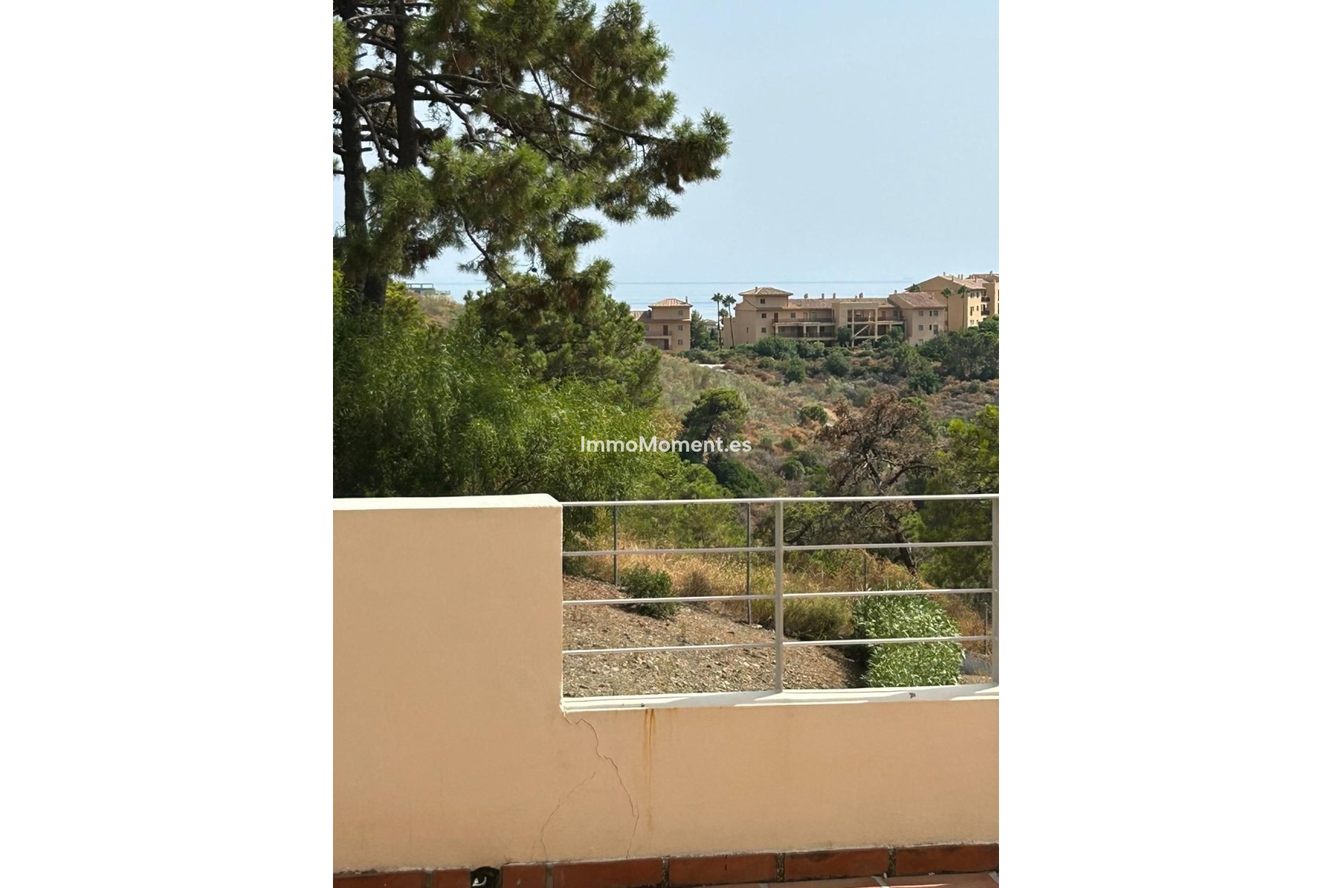 Resale - Apartment - Estepona - Selwo