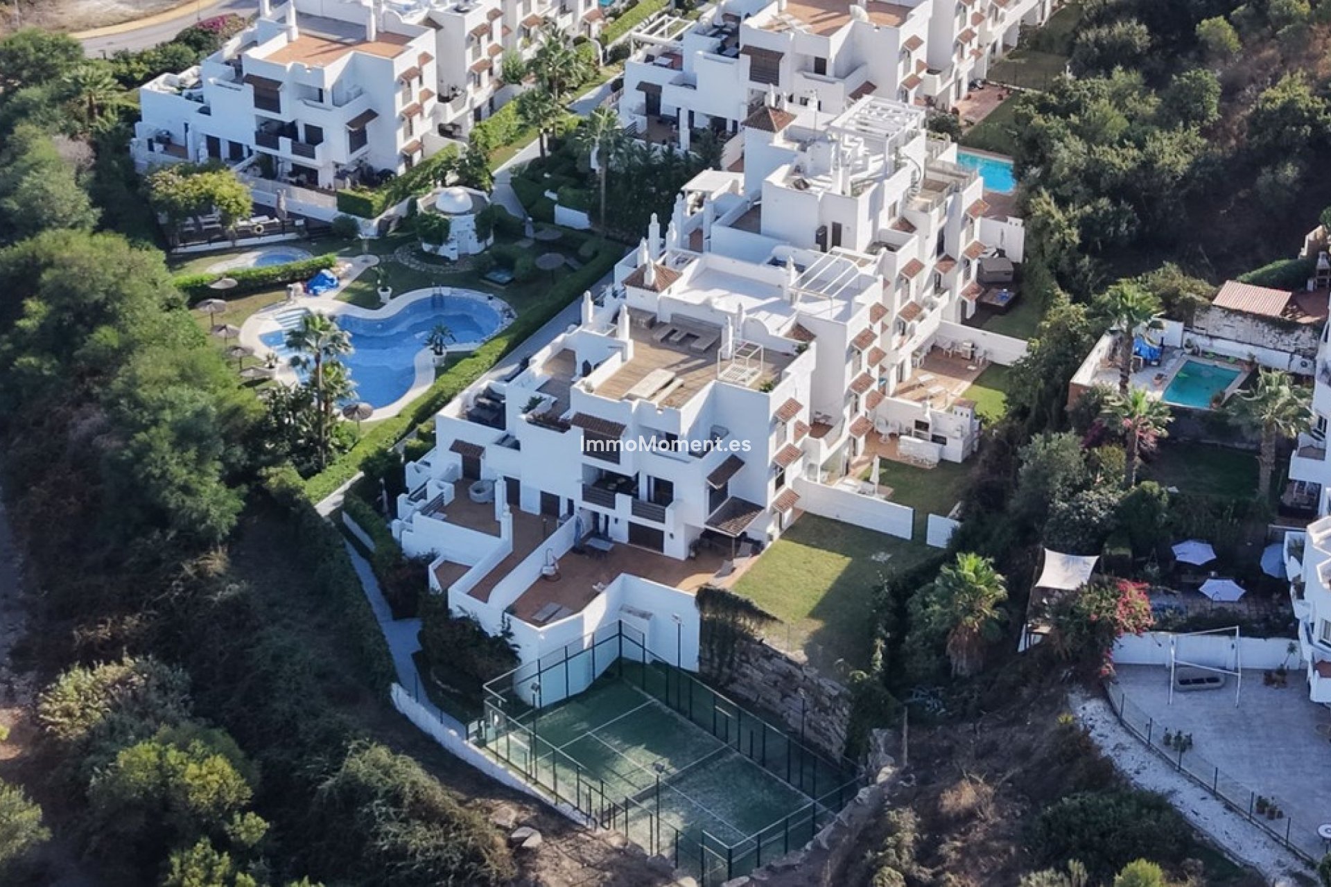 Resale - Apartment - Estepona - Selwo