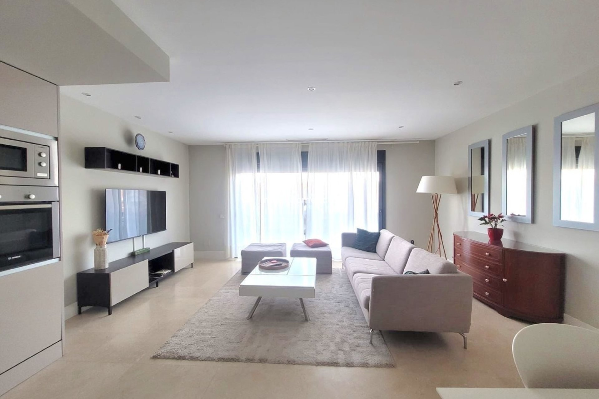 Resale - Apartment - Estepona - Selwo