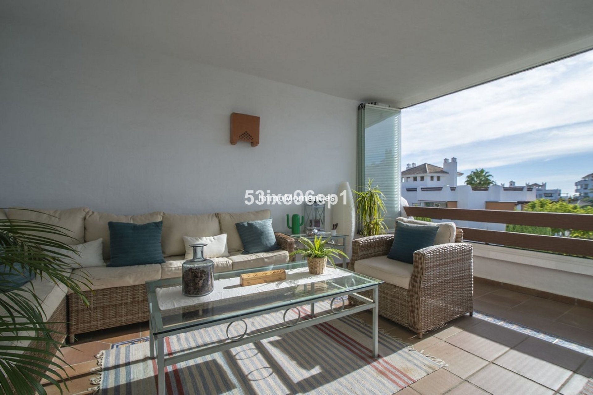 Resale - Apartment - Estepona - Selwo