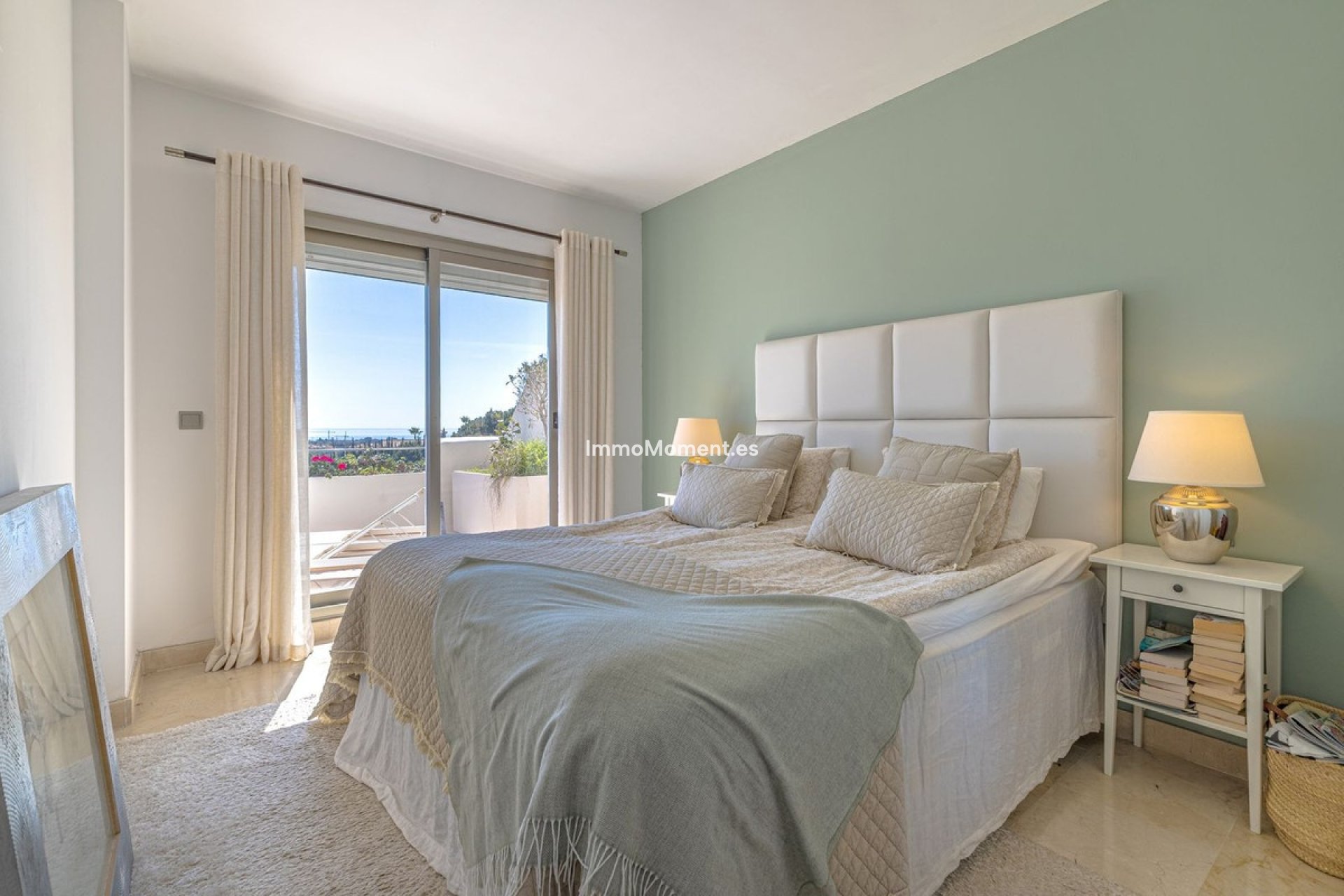 Resale - Apartment - Estepona - Selwo