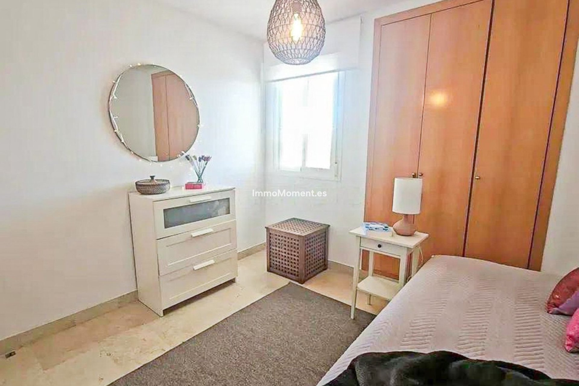 Resale - Apartment - Estepona - Selwo