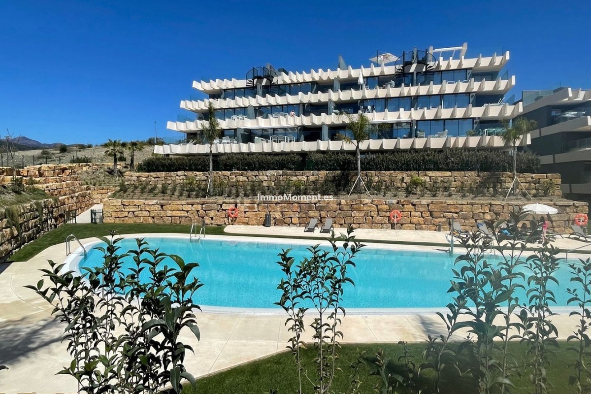Resale - Apartment - Estepona - Selwo