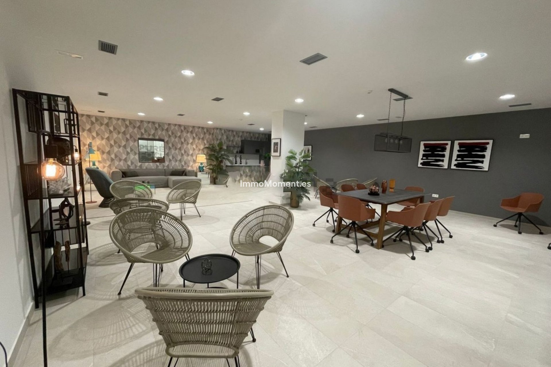 Resale - Apartment - Estepona - Selwo