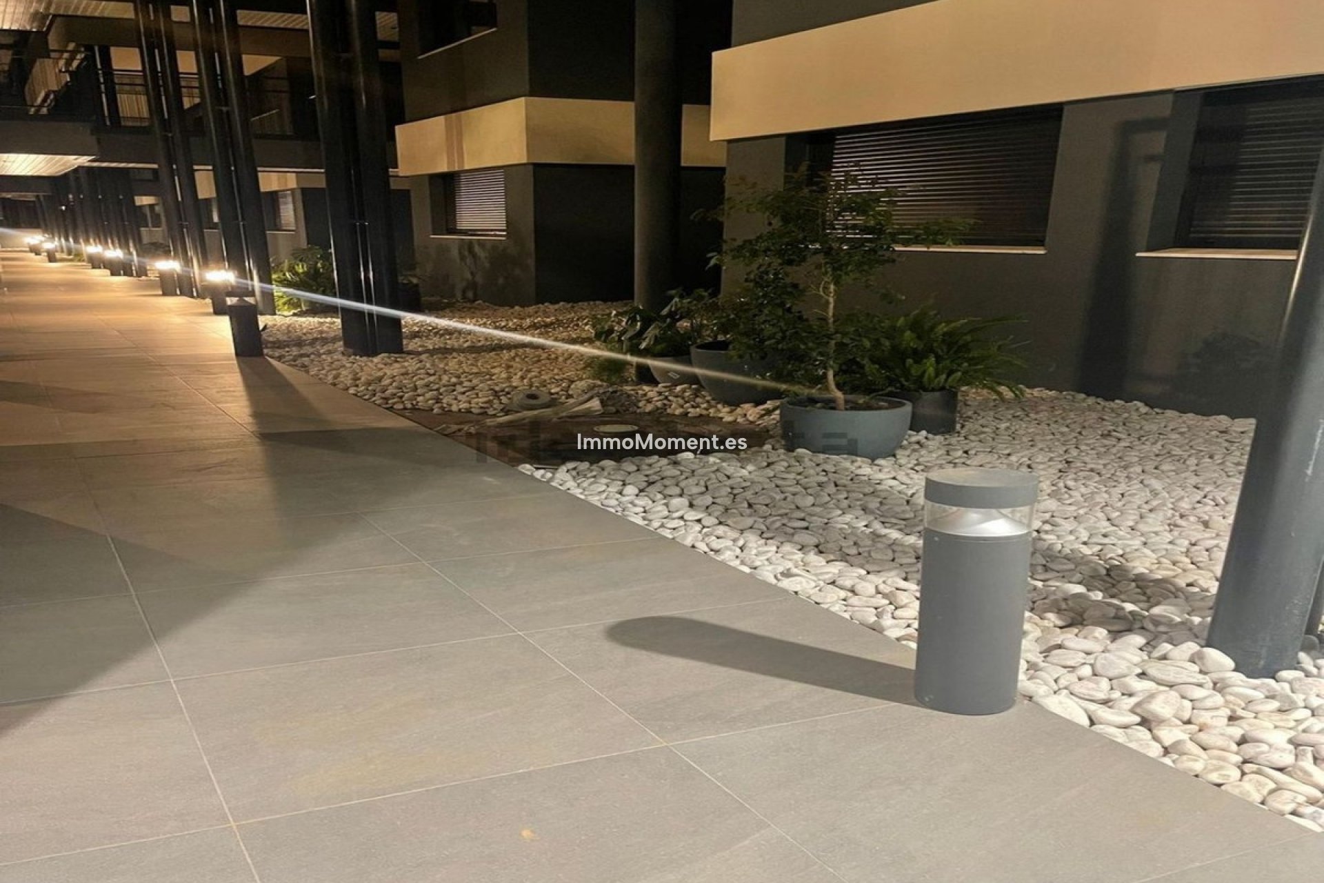 Resale - Apartment - Estepona - Selwo