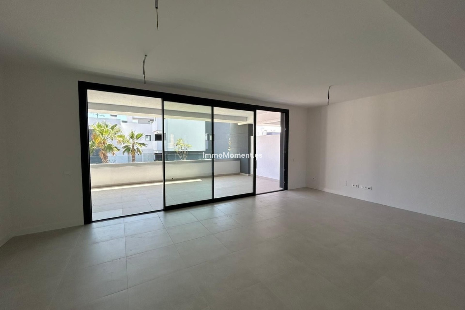 Resale - Apartment - Estepona - Selwo