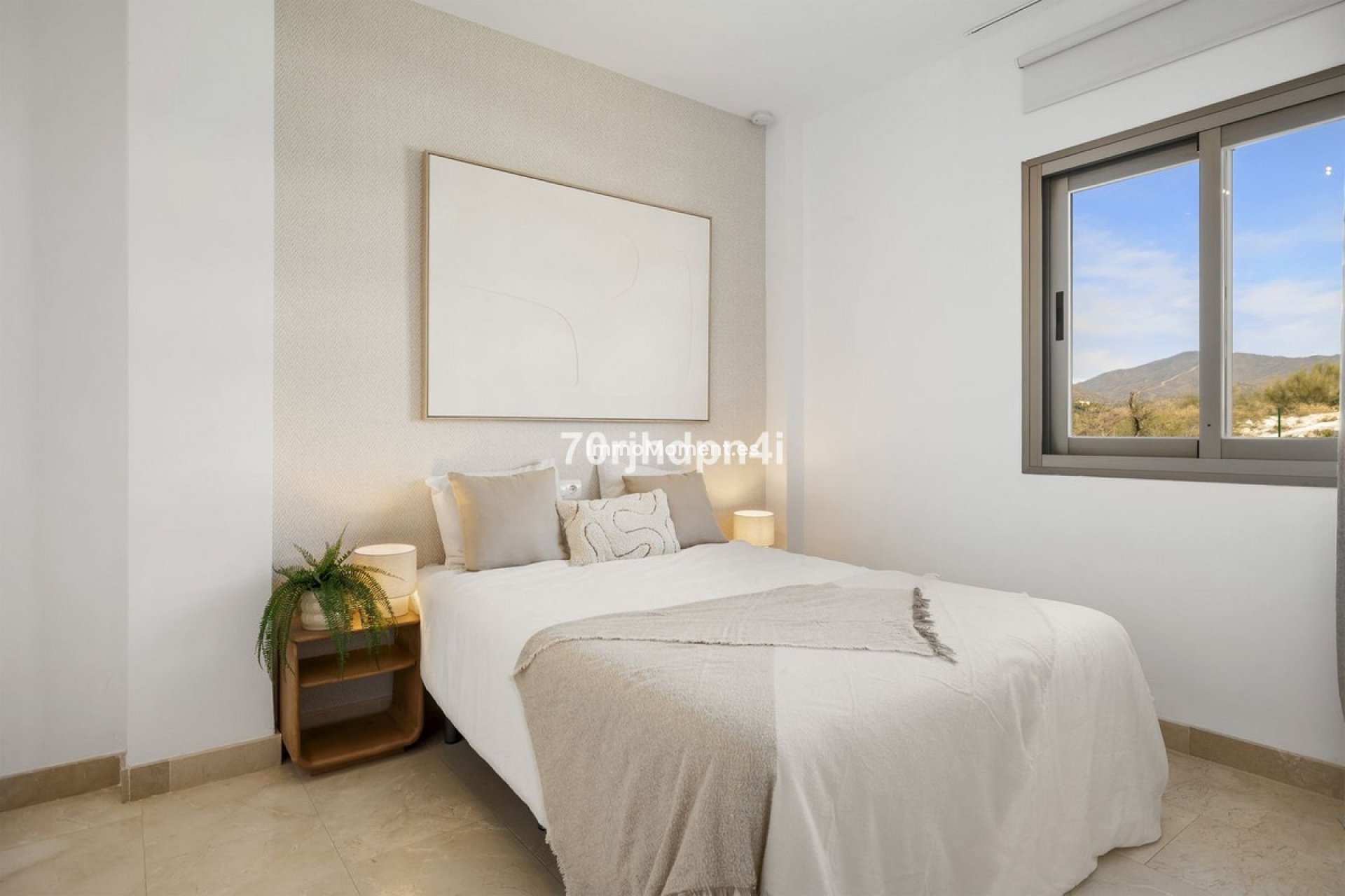 Resale - Apartment - Estepona - Selwo