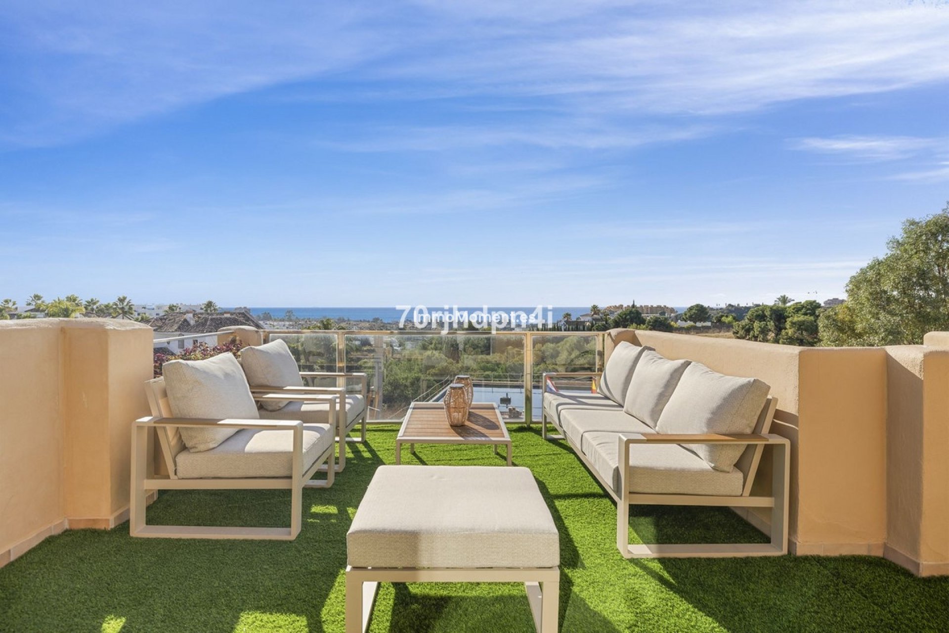 Resale - Apartment - Estepona - Selwo