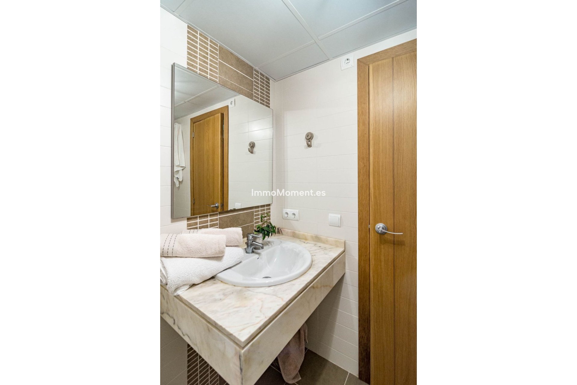 Resale - Apartment - Estepona - Selwo