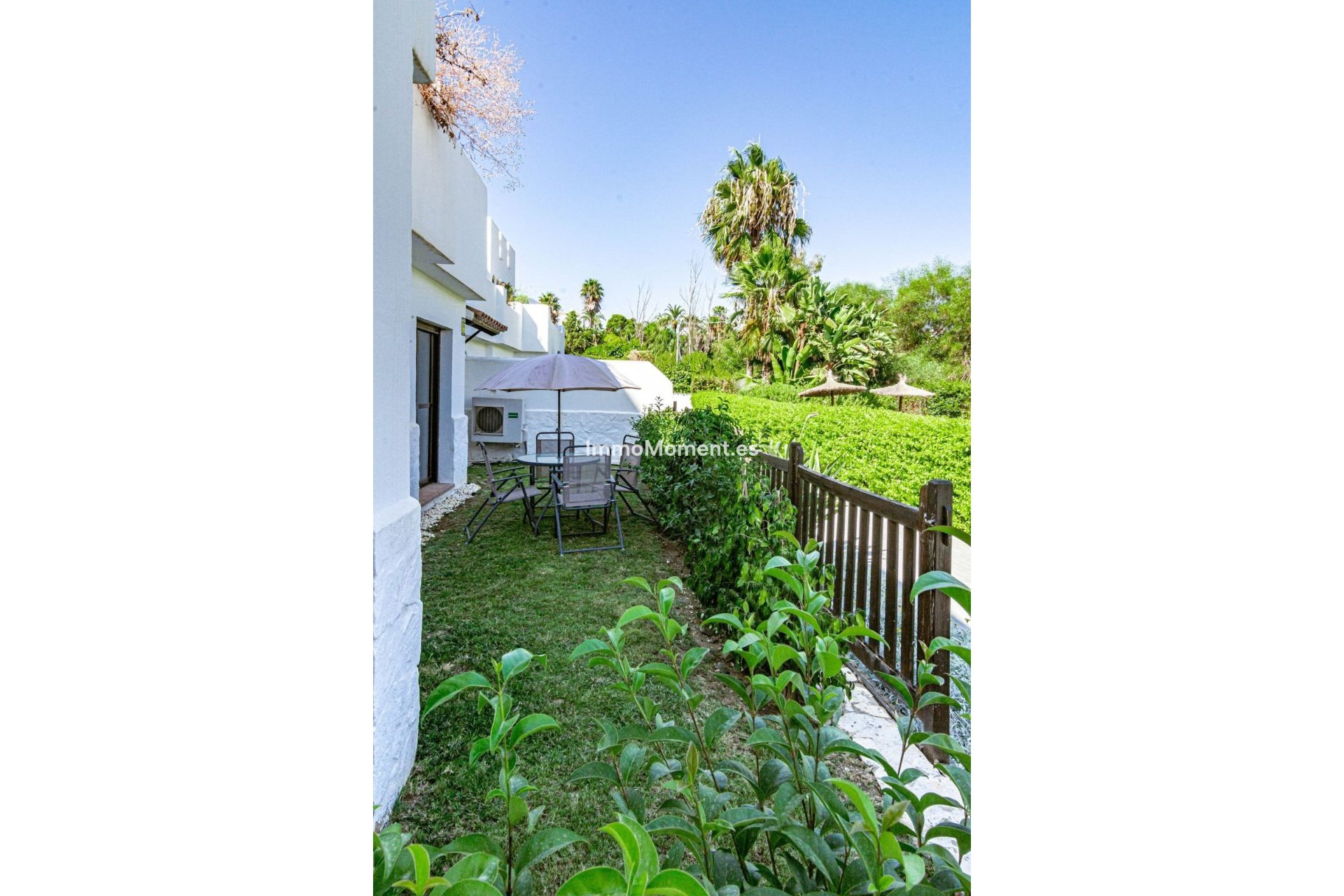 Resale - Apartment - Estepona - Selwo