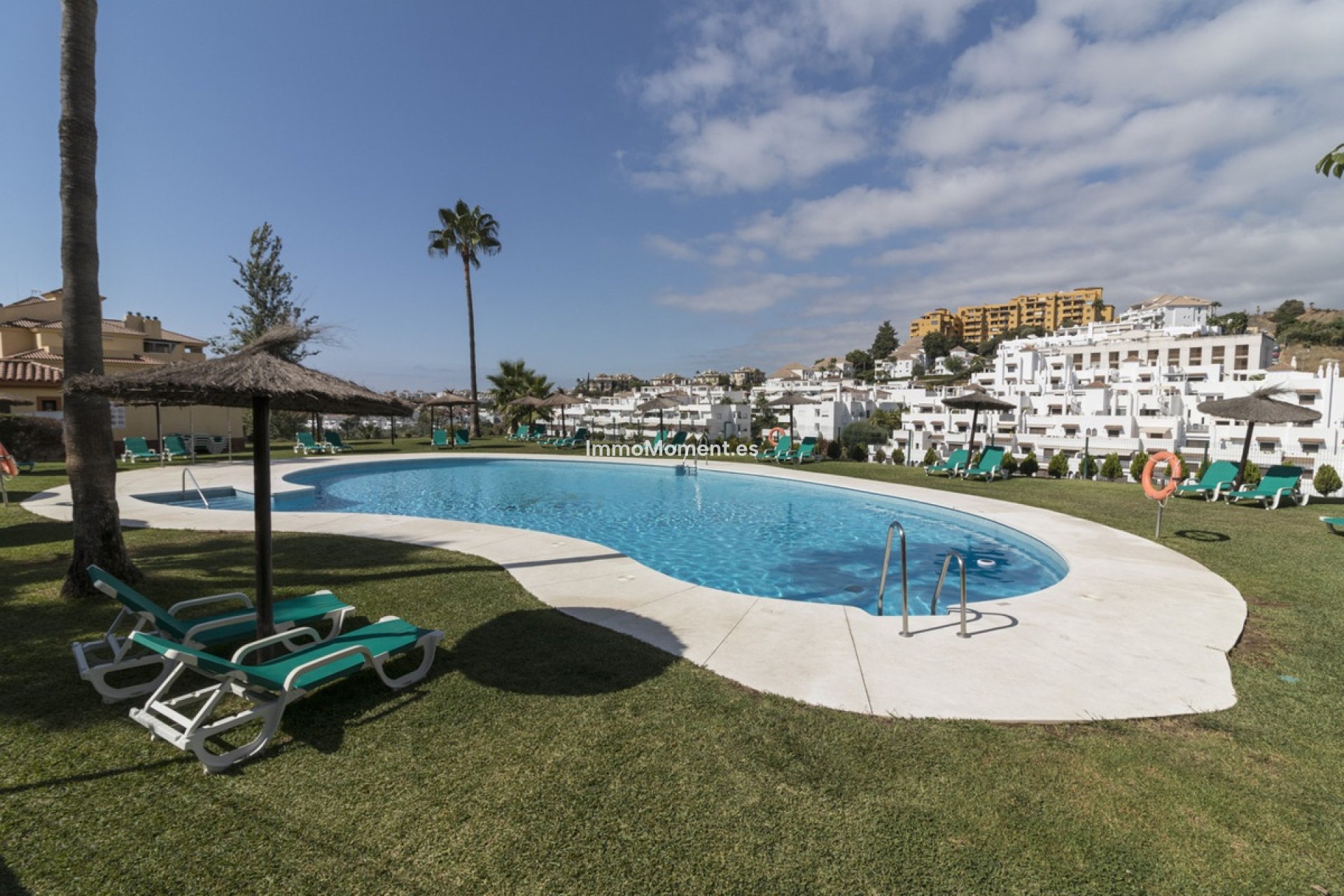 Resale - Apartment - Estepona - Selwo