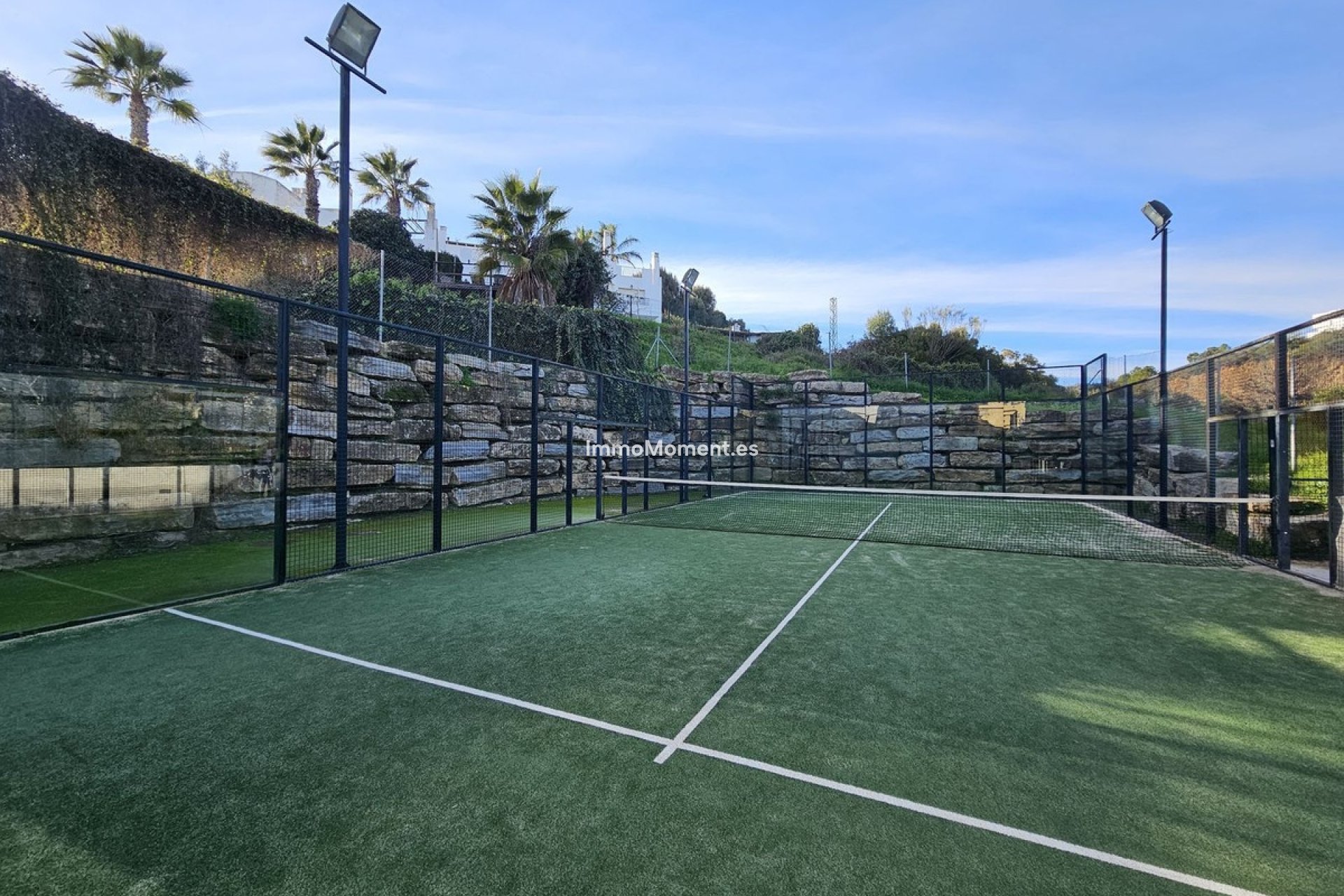 Resale - Apartment - Estepona - Selwo