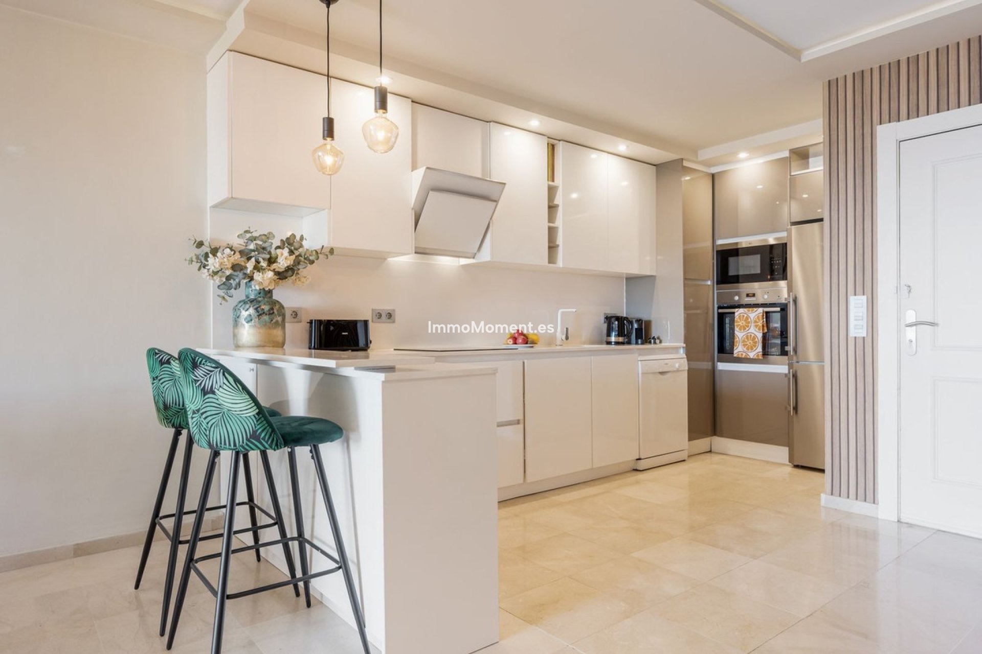 Resale - Apartment - Estepona - Selwo