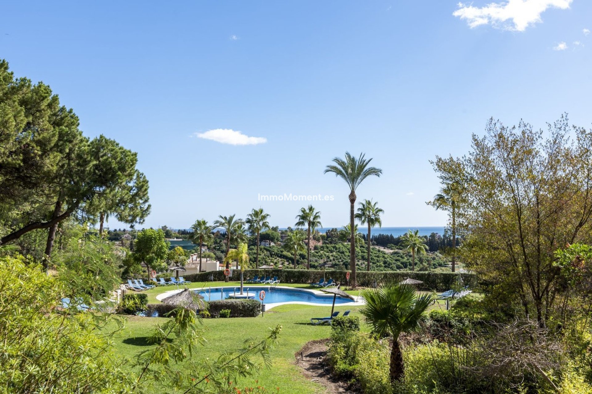 Resale - Apartment - Estepona - Selwo