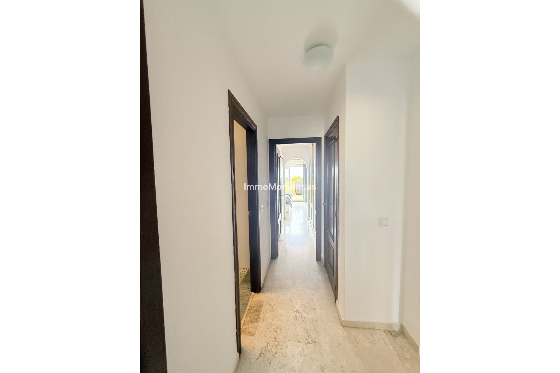 Resale - Apartment - Estepona - Selwo