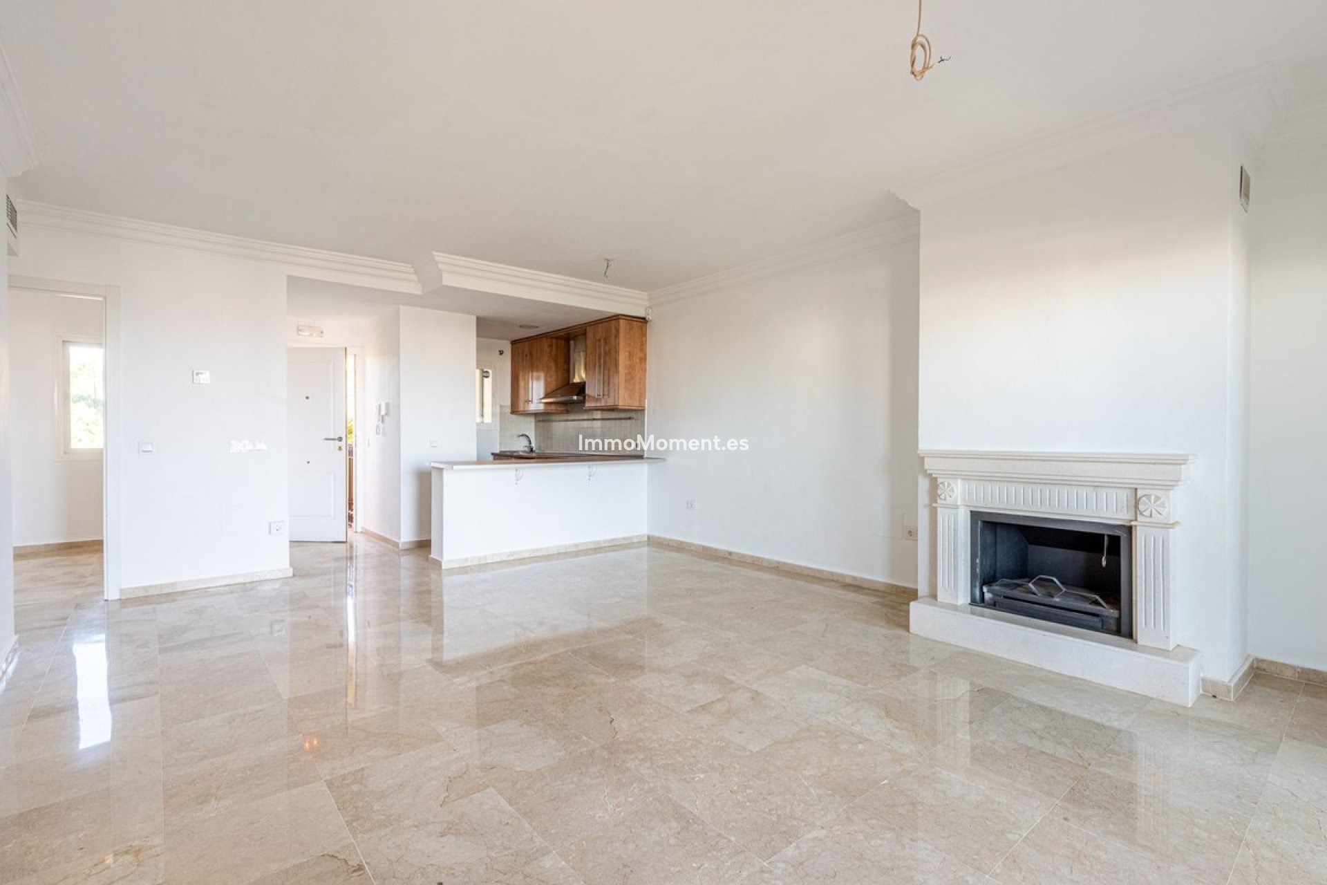 Resale - Apartment - Estepona - Selwo