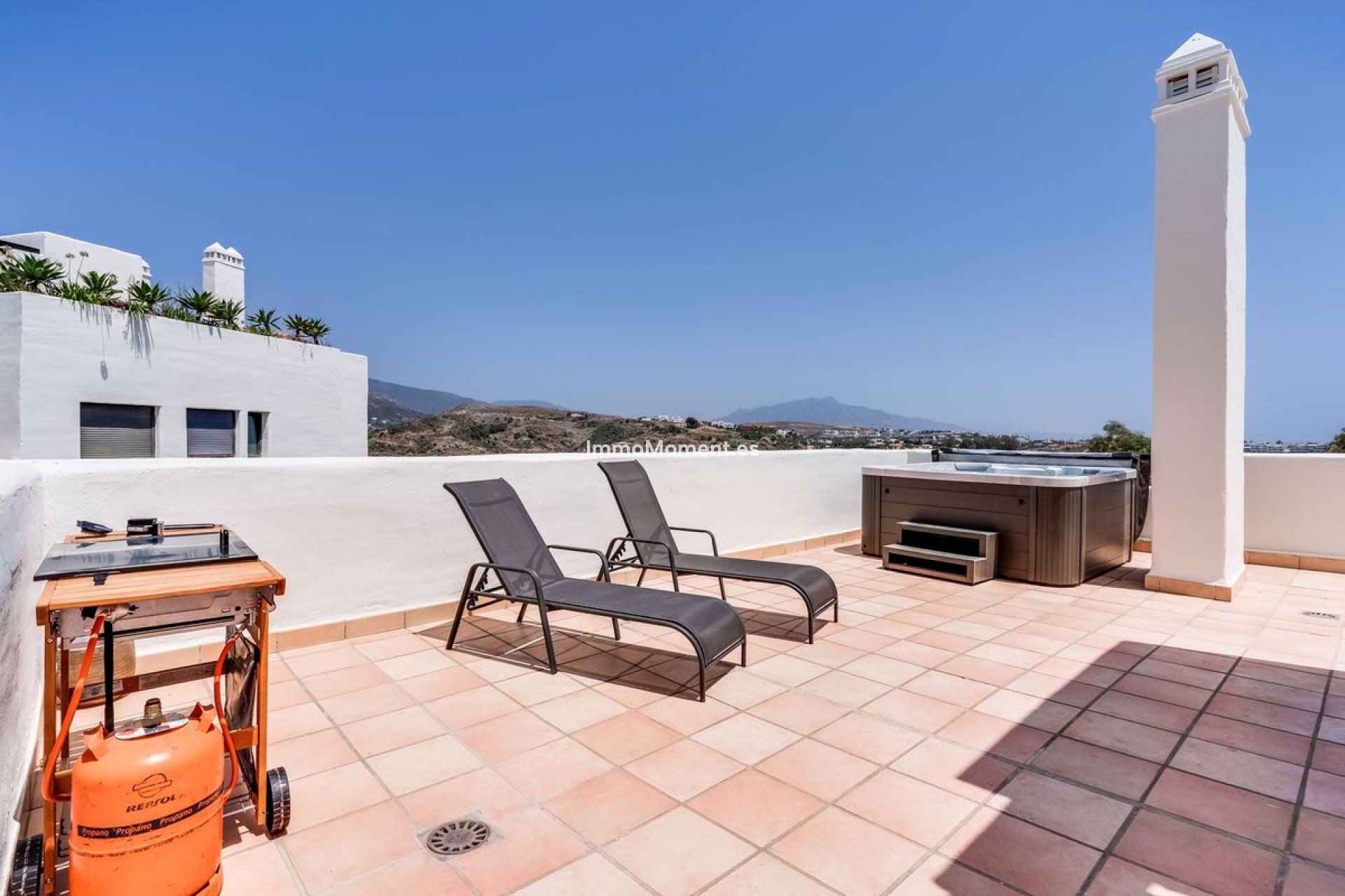 Resale - Apartment - Estepona - Selwo