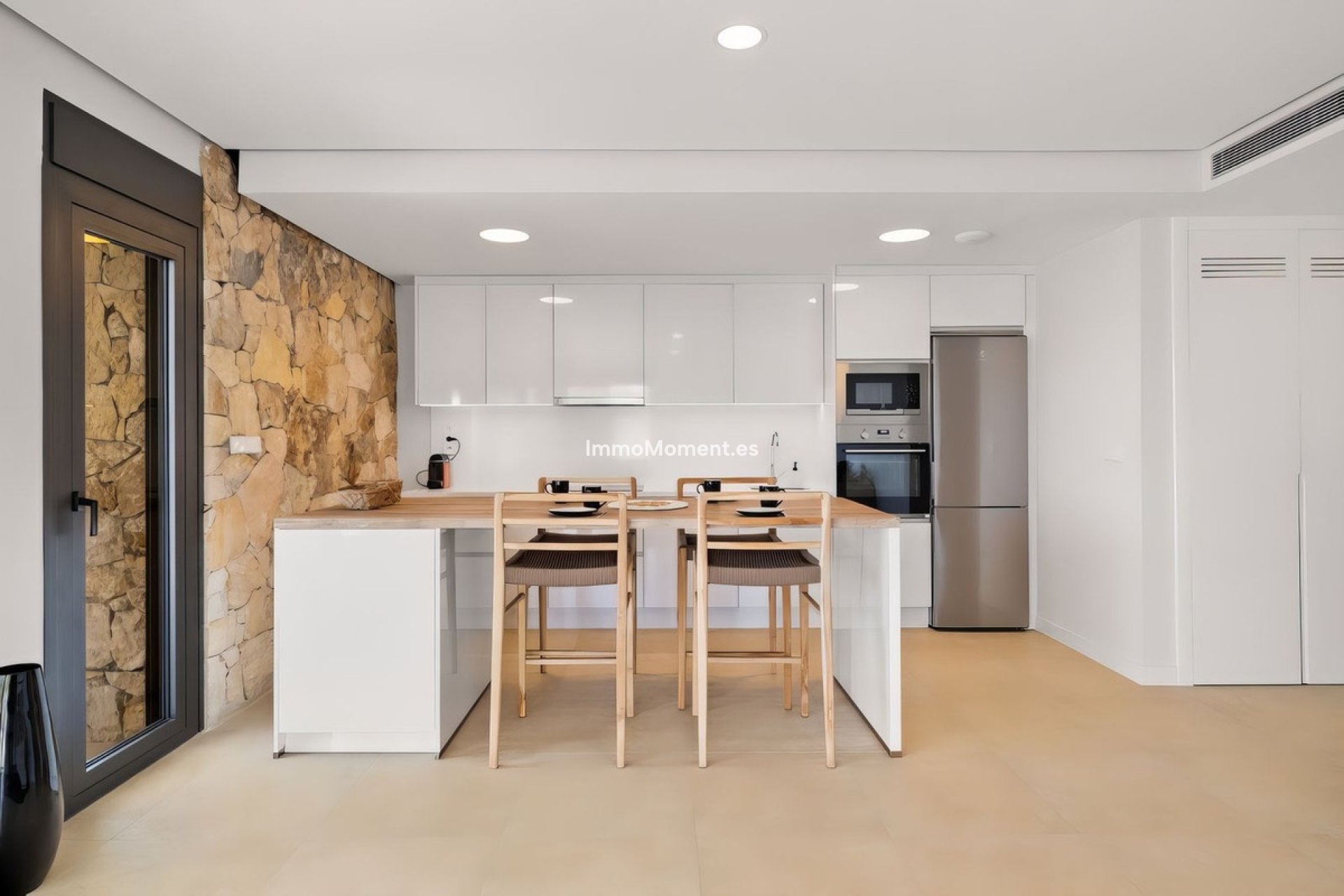 Resale - Apartment - Estepona - Selwo