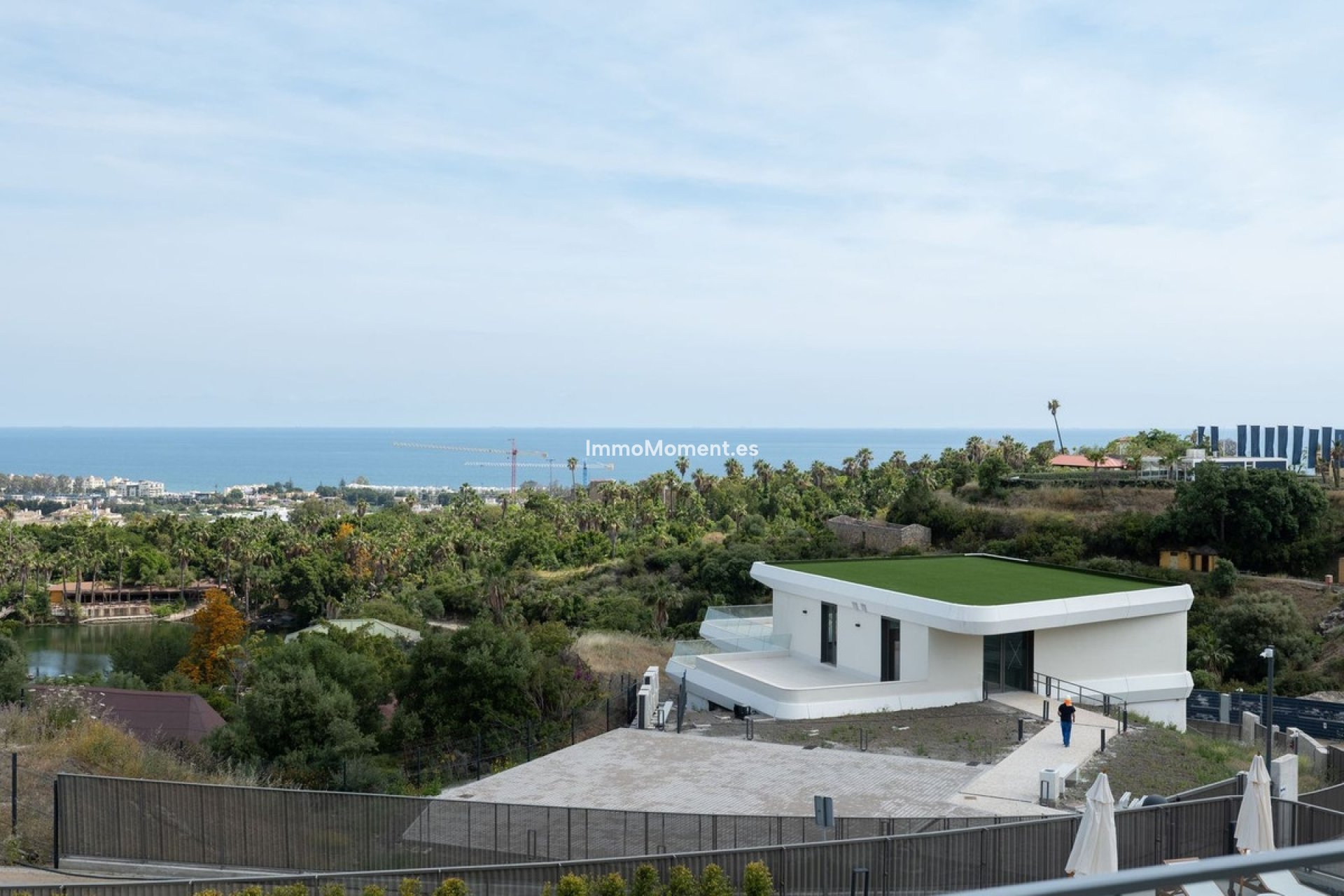 Resale - Apartment - Estepona - Selwo