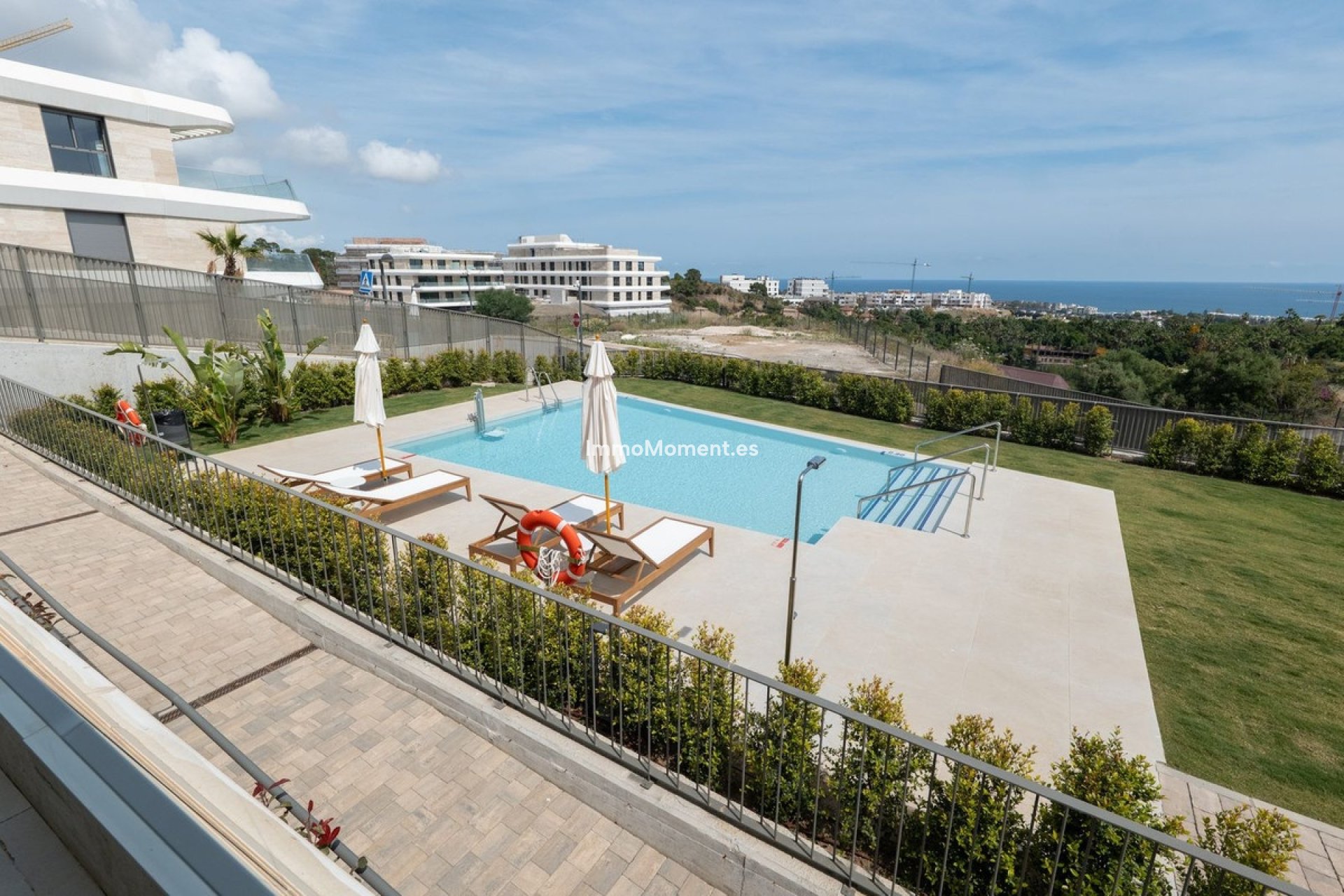 Resale - Apartment - Estepona - Selwo