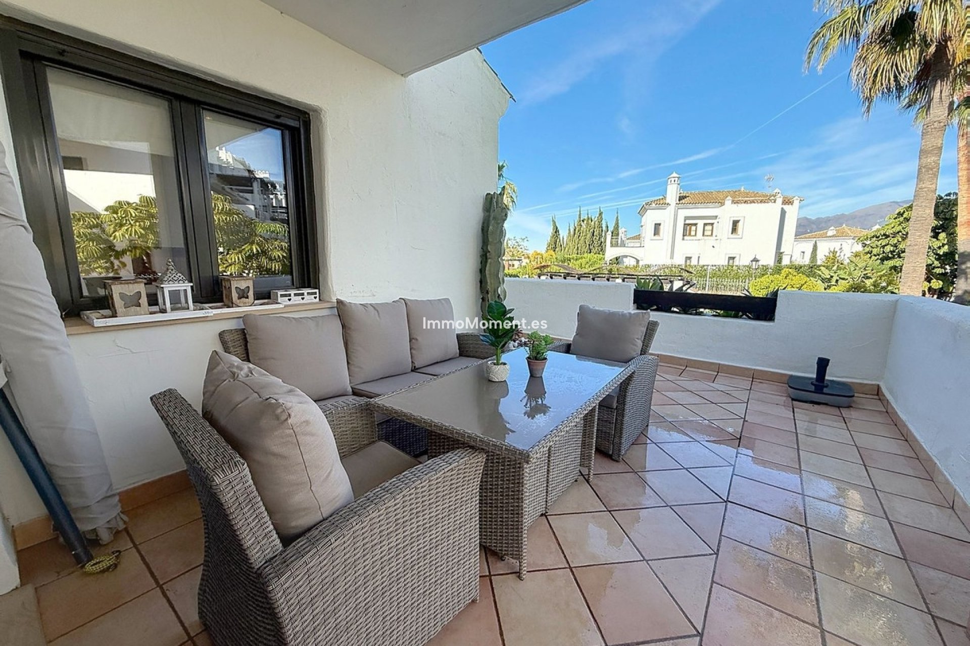 Resale - Apartment - Estepona - Selwo