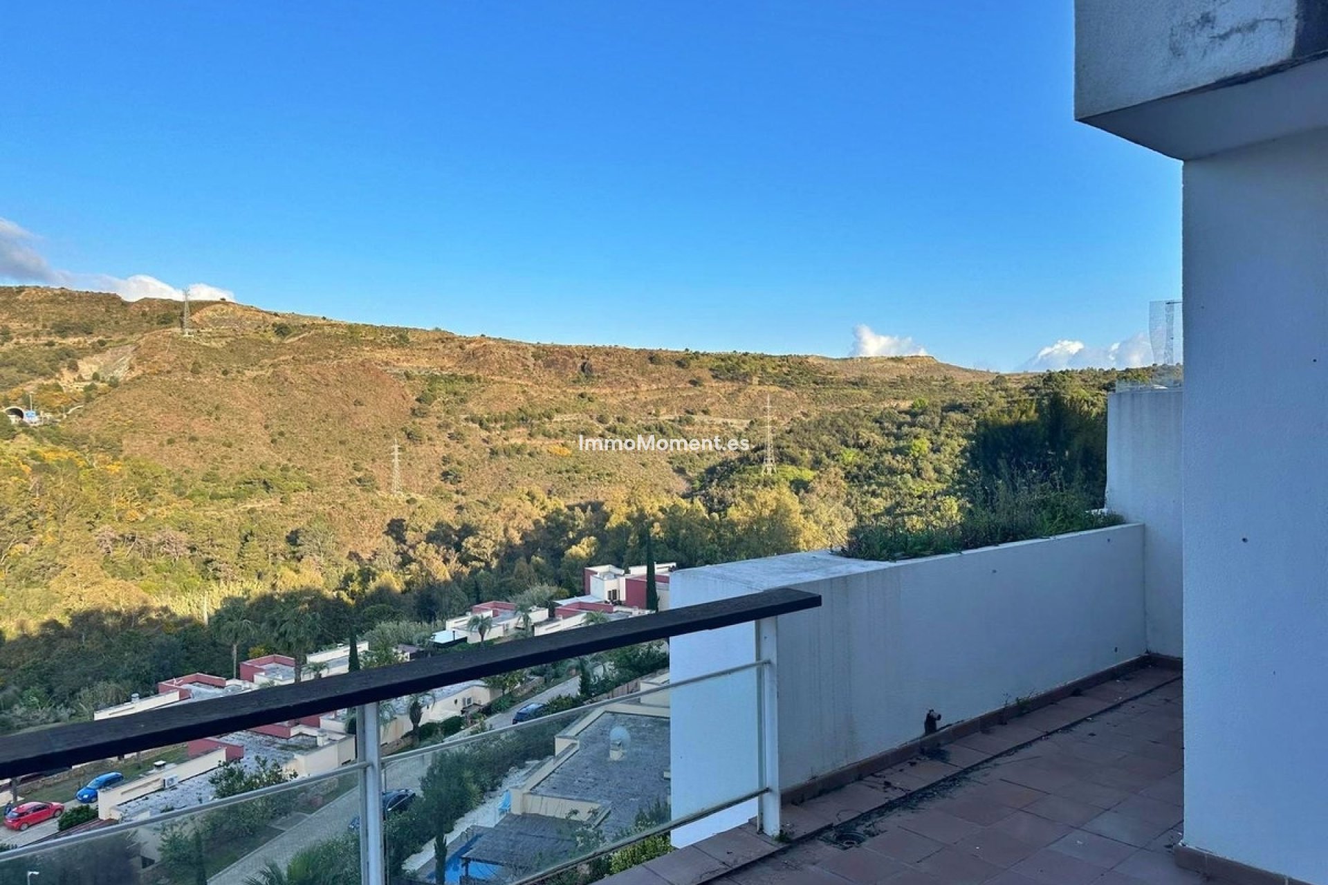 Resale - Apartment - Estepona - Selwo