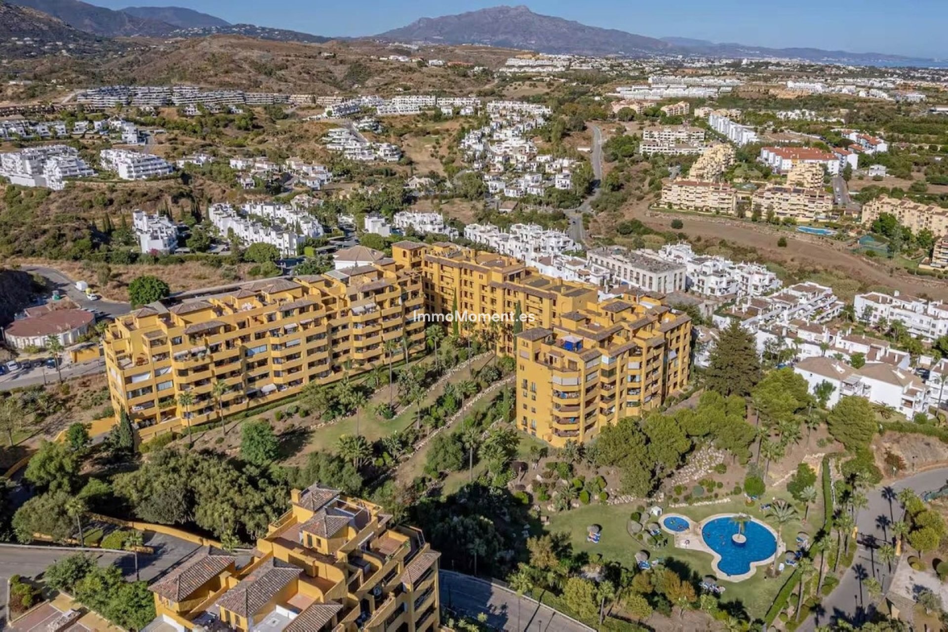 Resale - Apartment - Estepona - Selwo