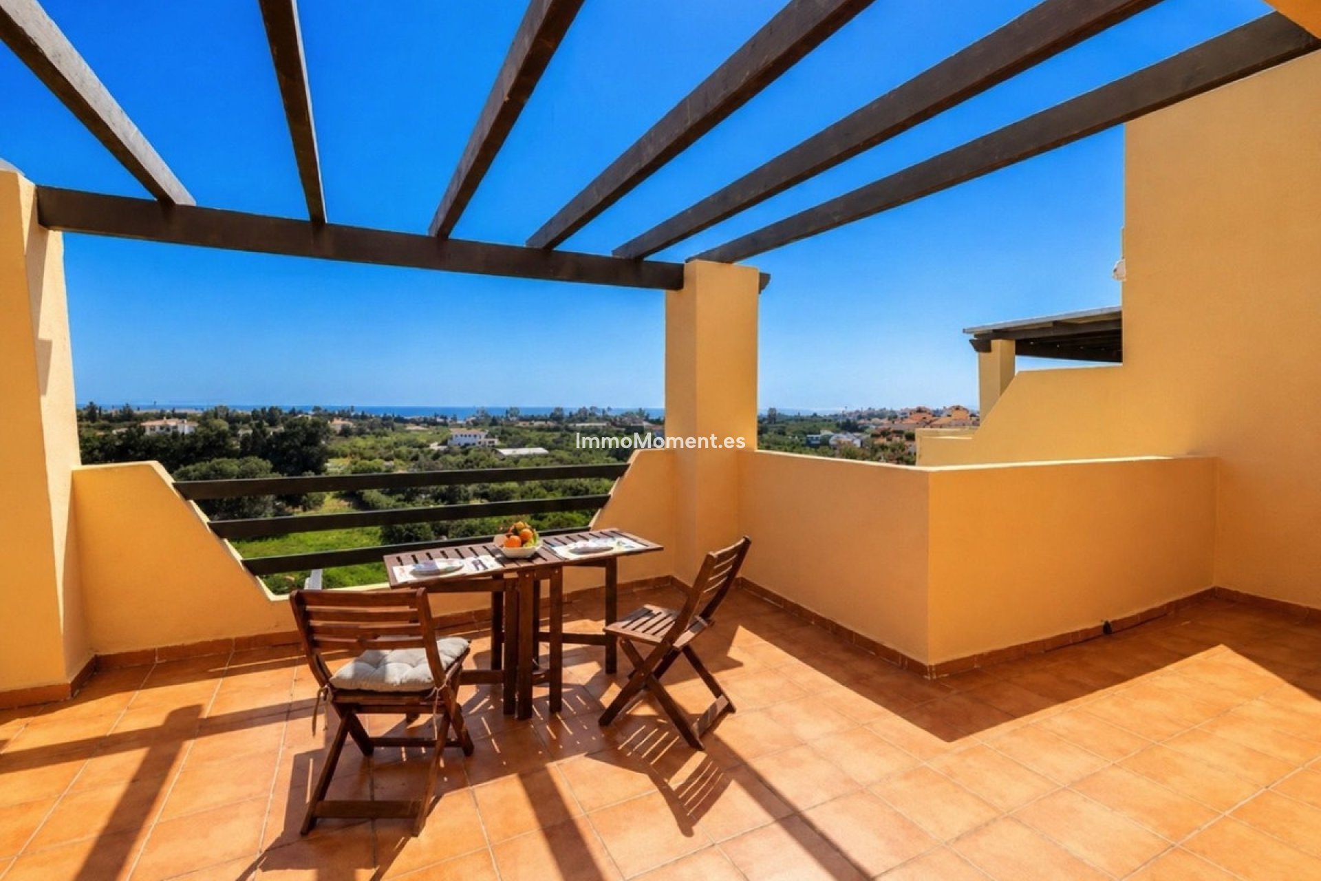 Resale - Apartment - Estepona - Selwo