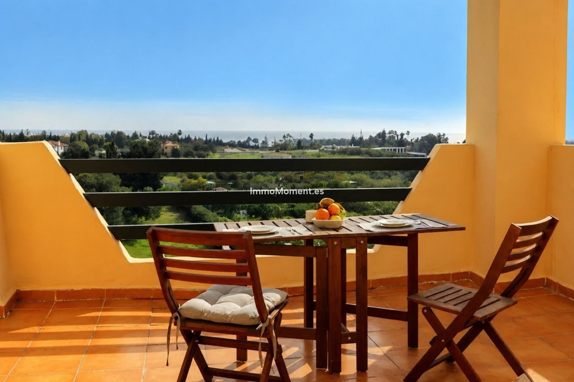 Resale - Apartment - Estepona - Selwo