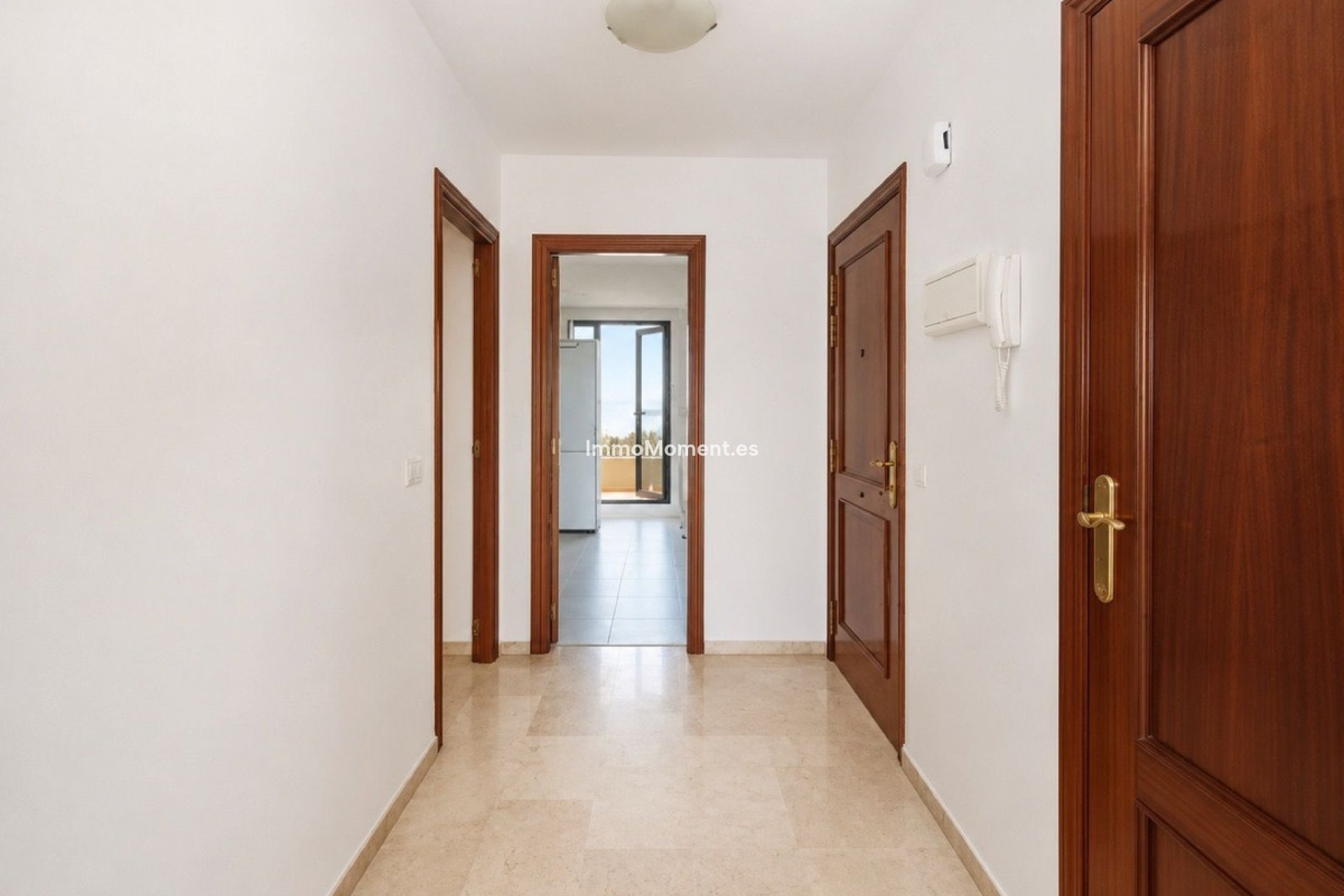 Resale - Apartment - Estepona - Selwo