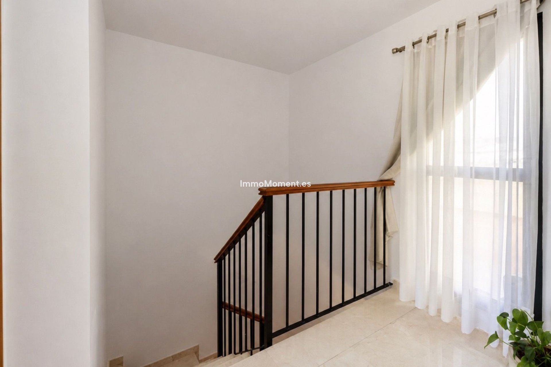 Resale - Apartment - Estepona - Selwo