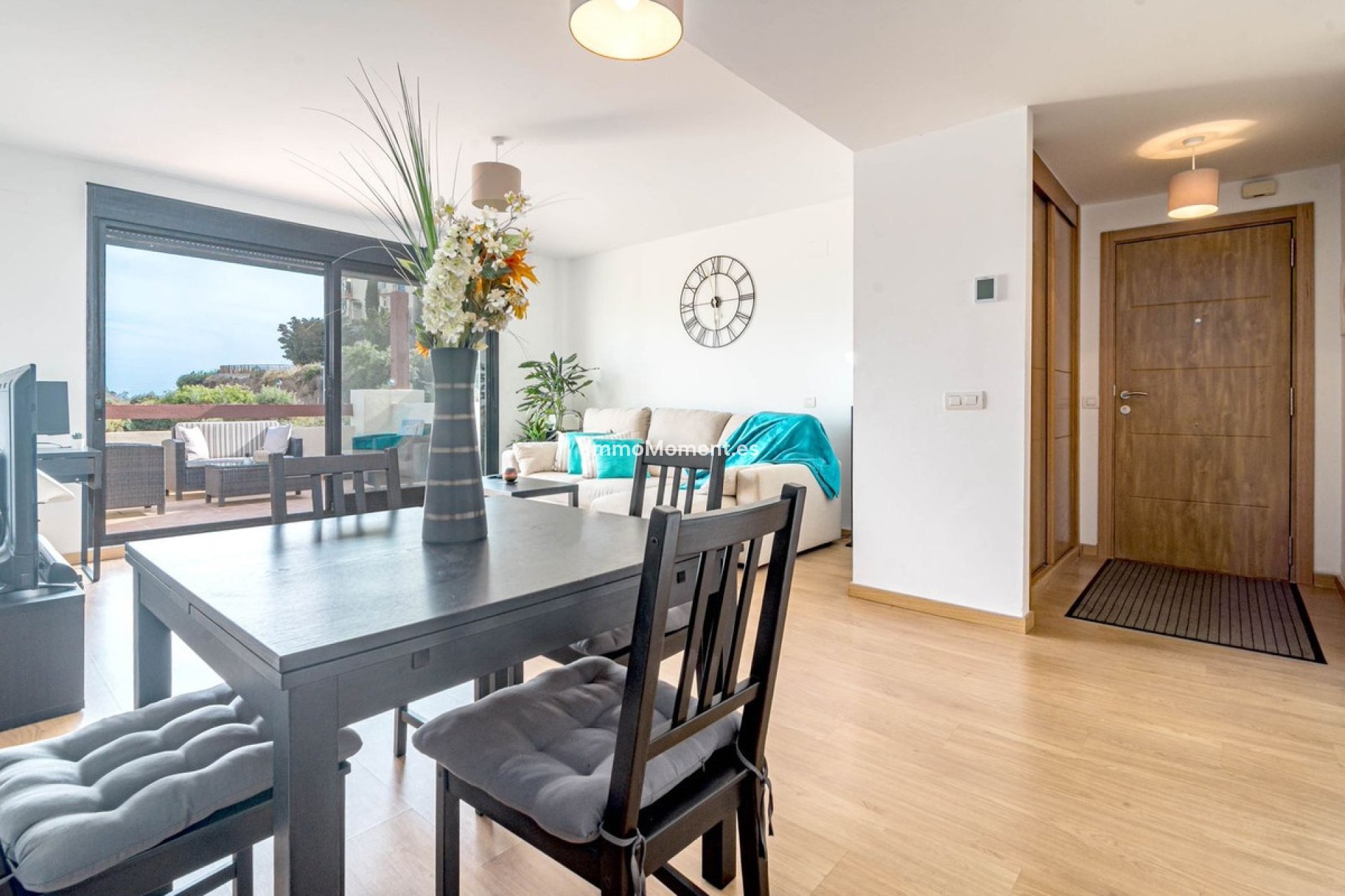 Resale - Apartment - Estepona - Selwo