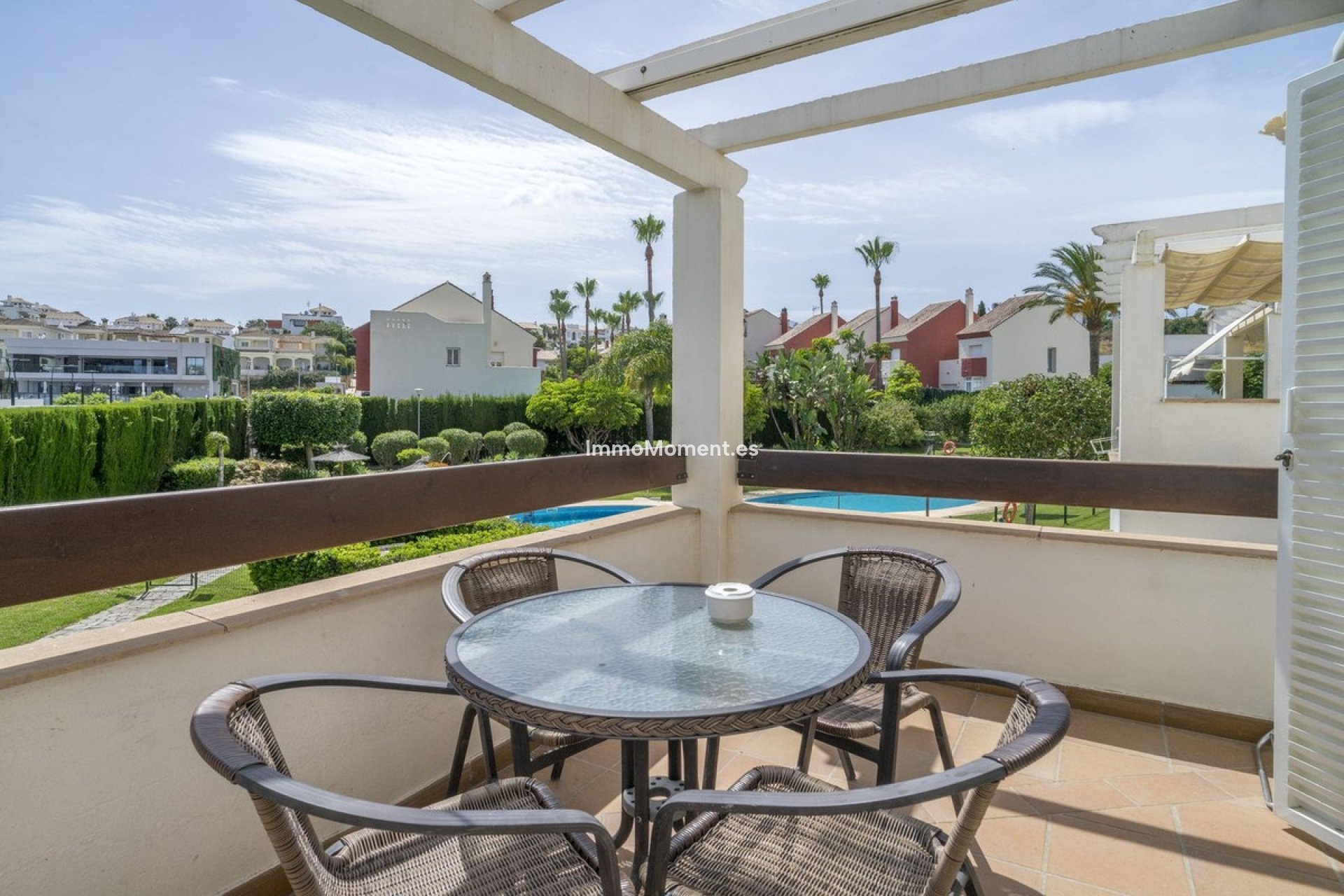 Resale - Apartment - Estepona - Selwo