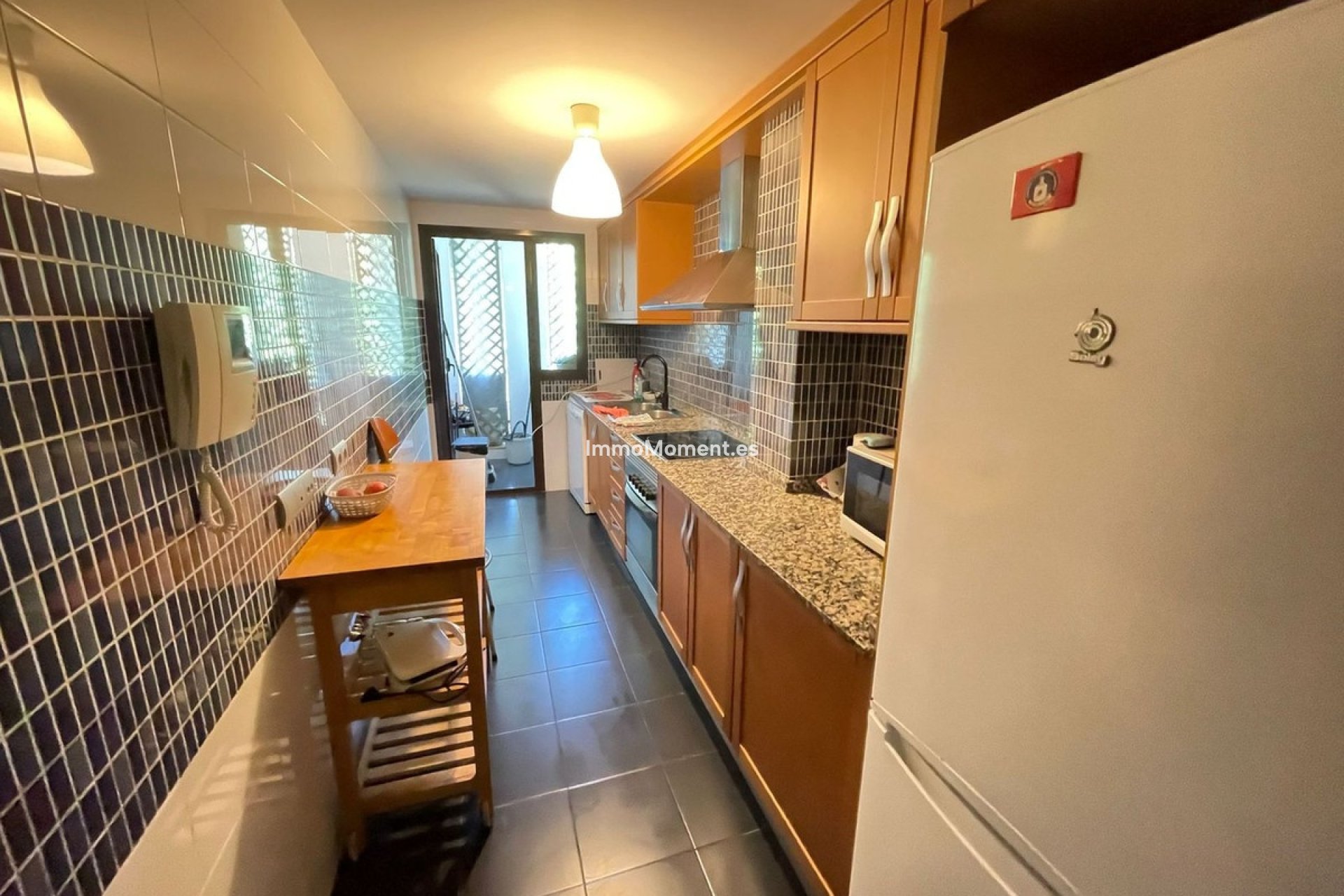 Resale - Apartment - Estepona - Selwo