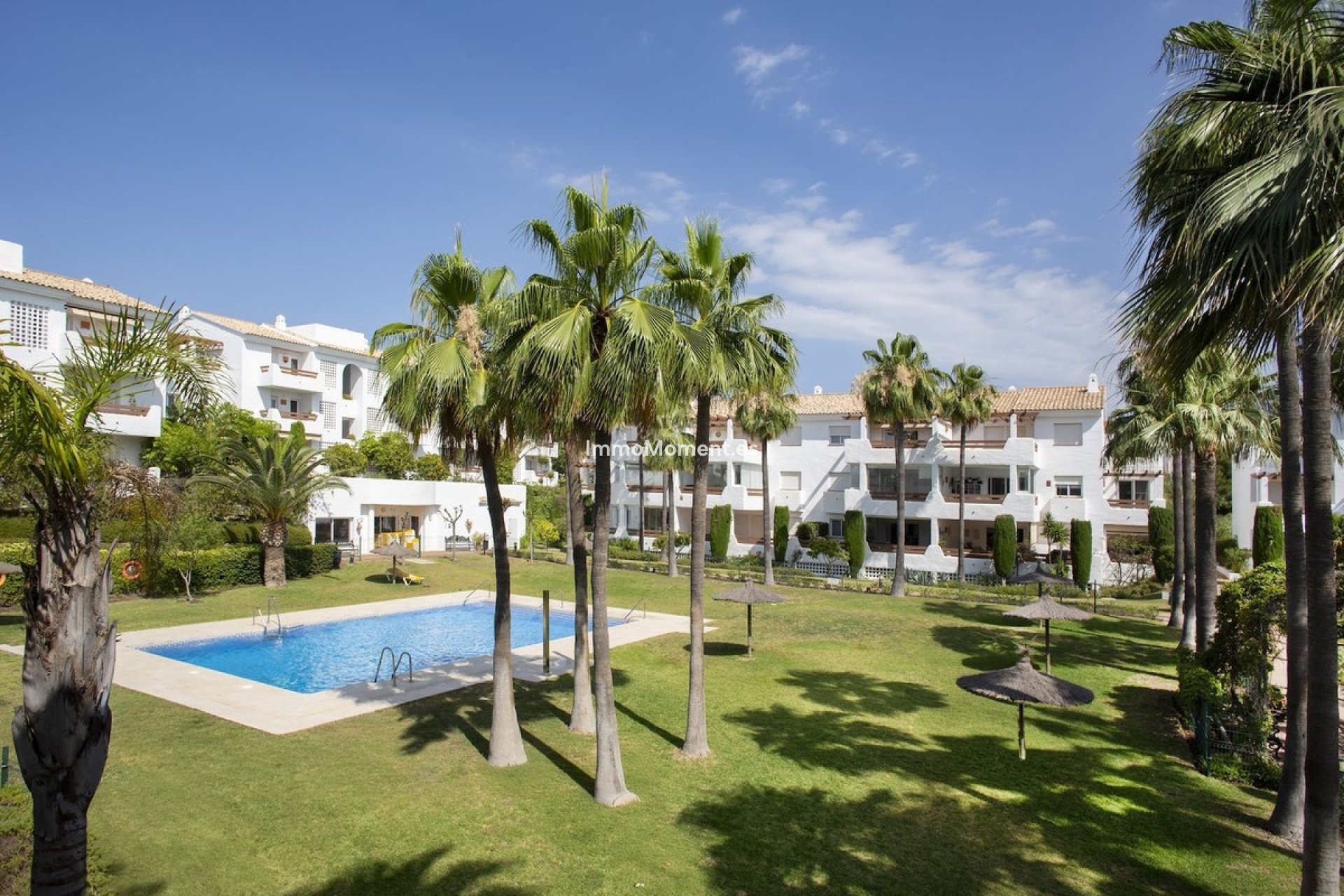 Resale - Apartment - Estepona - Selwo