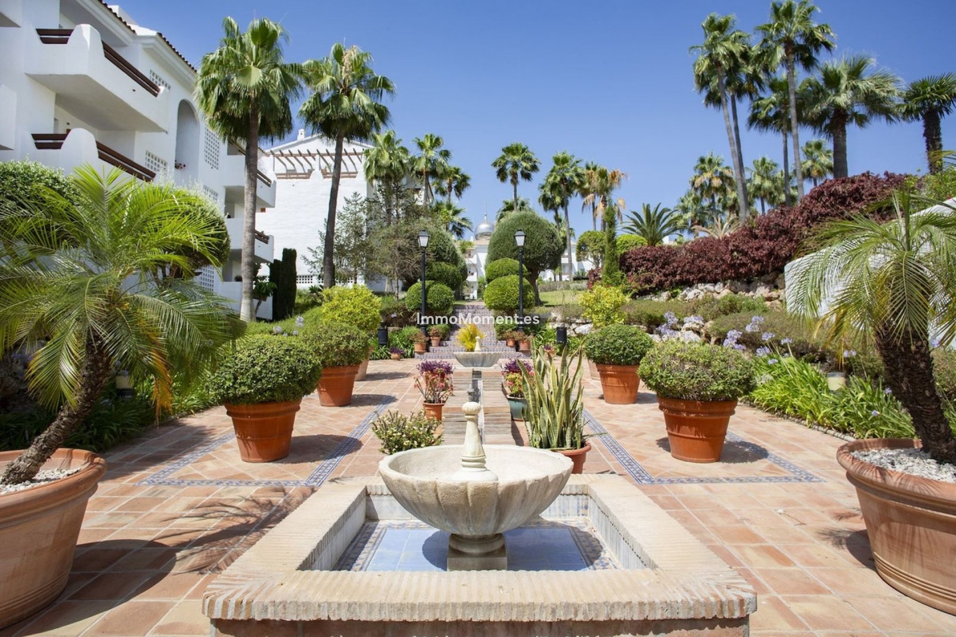 Resale - Apartment - Estepona - Selwo