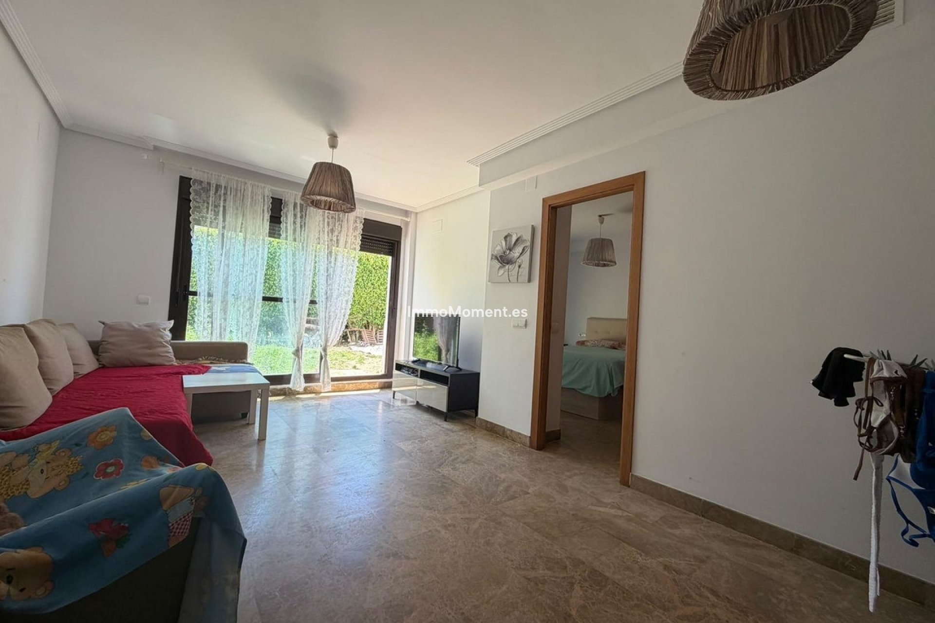 Resale - Apartment - Estepona - Selwo