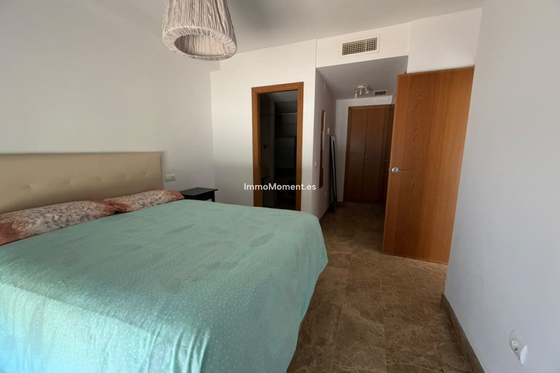 Resale - Apartment - Estepona - Selwo