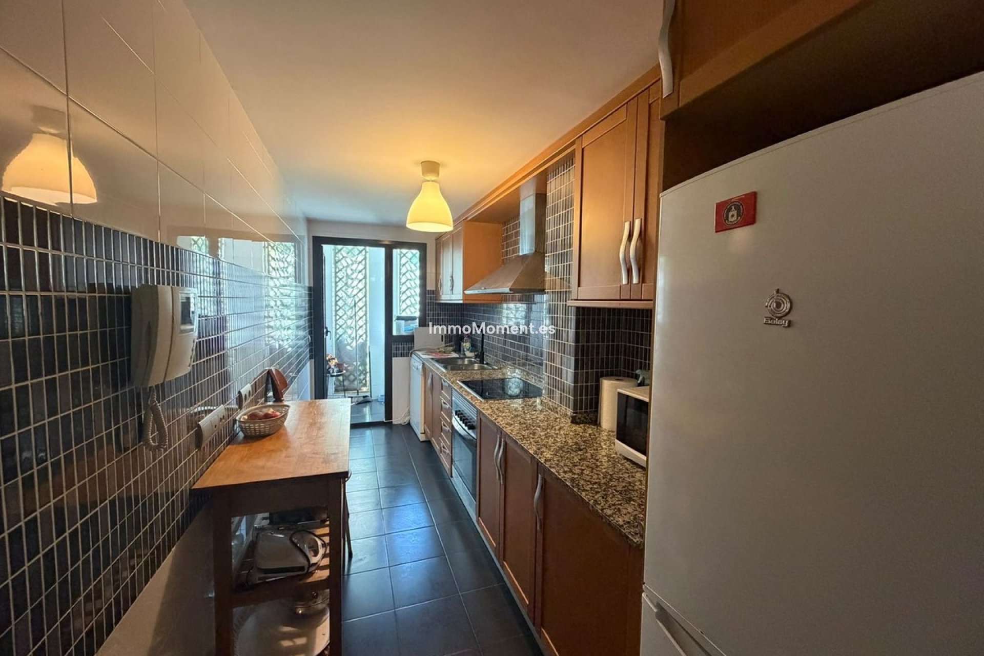 Resale - Apartment - Estepona - Selwo