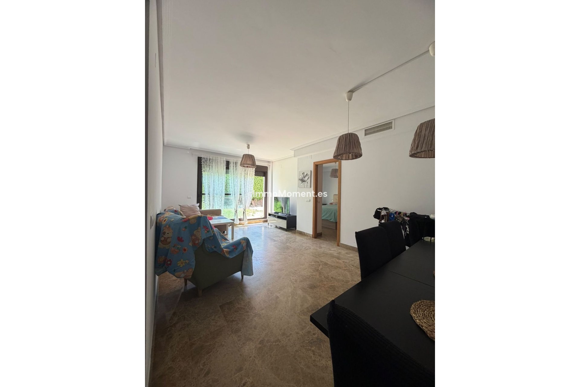 Resale - Apartment - Estepona - Selwo